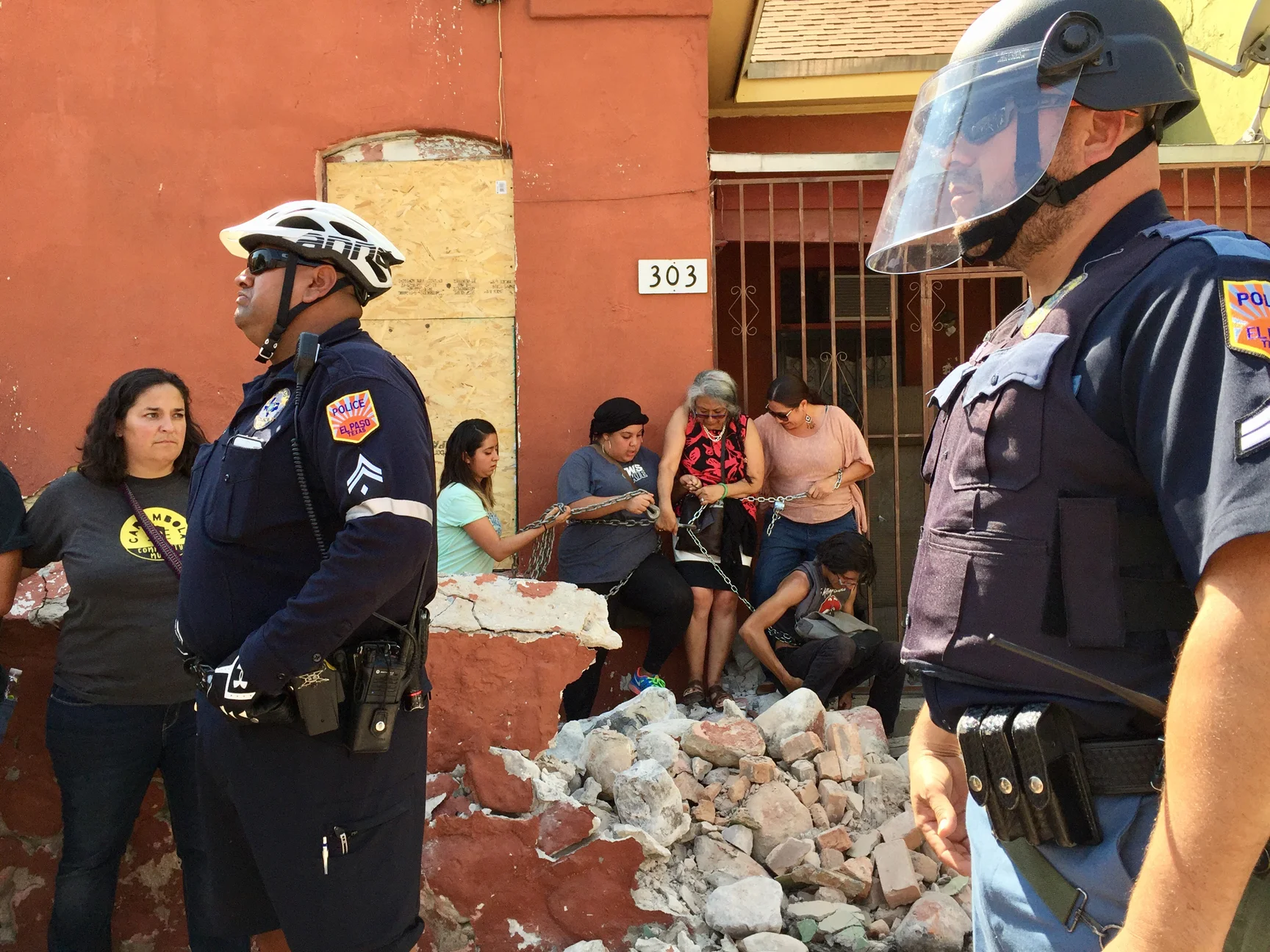 Women in Chains © Jud Burgess