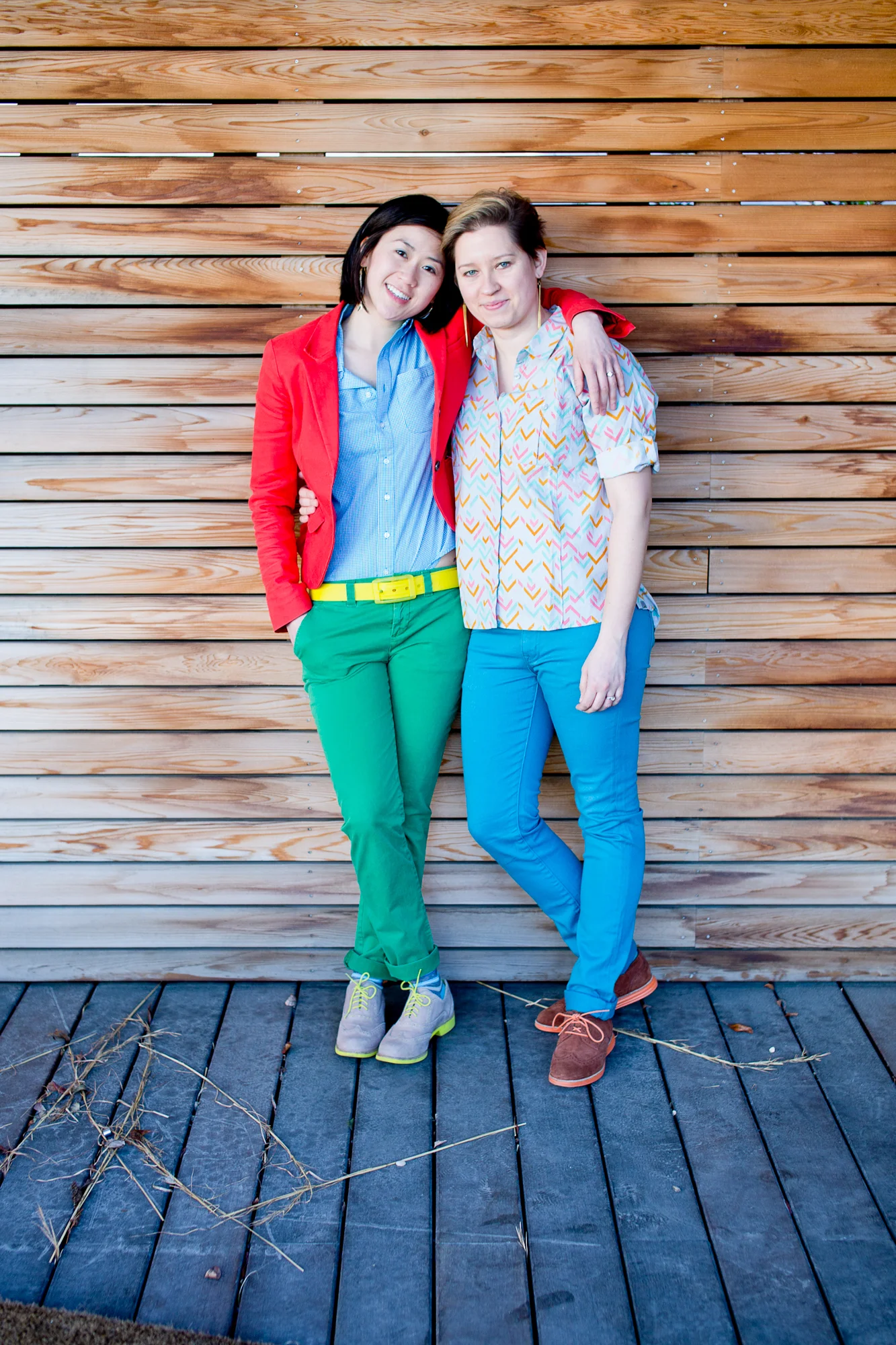 04_CarlyGaebe_SteadfastStudio_EngagementPhotography_Gay_Lesbian_Brooklyn_Colorful_Kickstarter.jpg