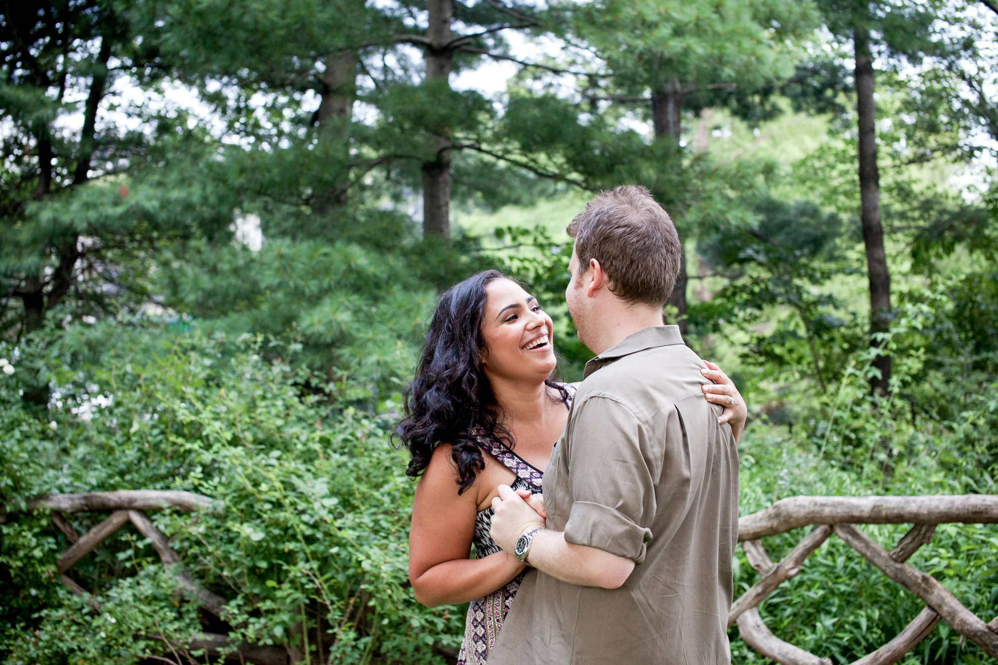 54_CarlyGaebe_SteadfastStudio_EngagementPhotography_NewYorkCity_CentralPark_Dancing.jpg
