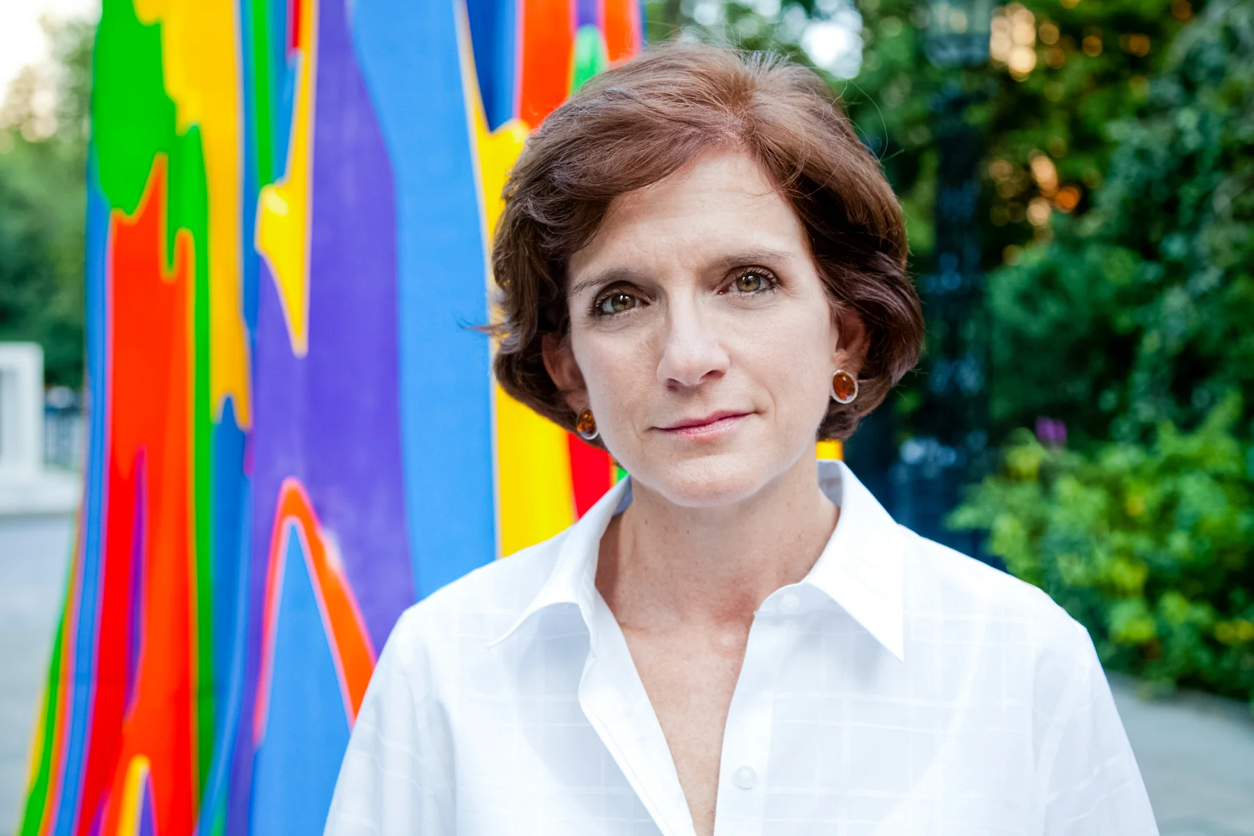 24_CarlyGabe_SteadfastStudio_Portrait_Photography_Headshot_NewYork_CityHall_Portraiture_JeanMishkin_Editor_PublicArt_Colorful_Sculpture_SolLeWitt.jpg