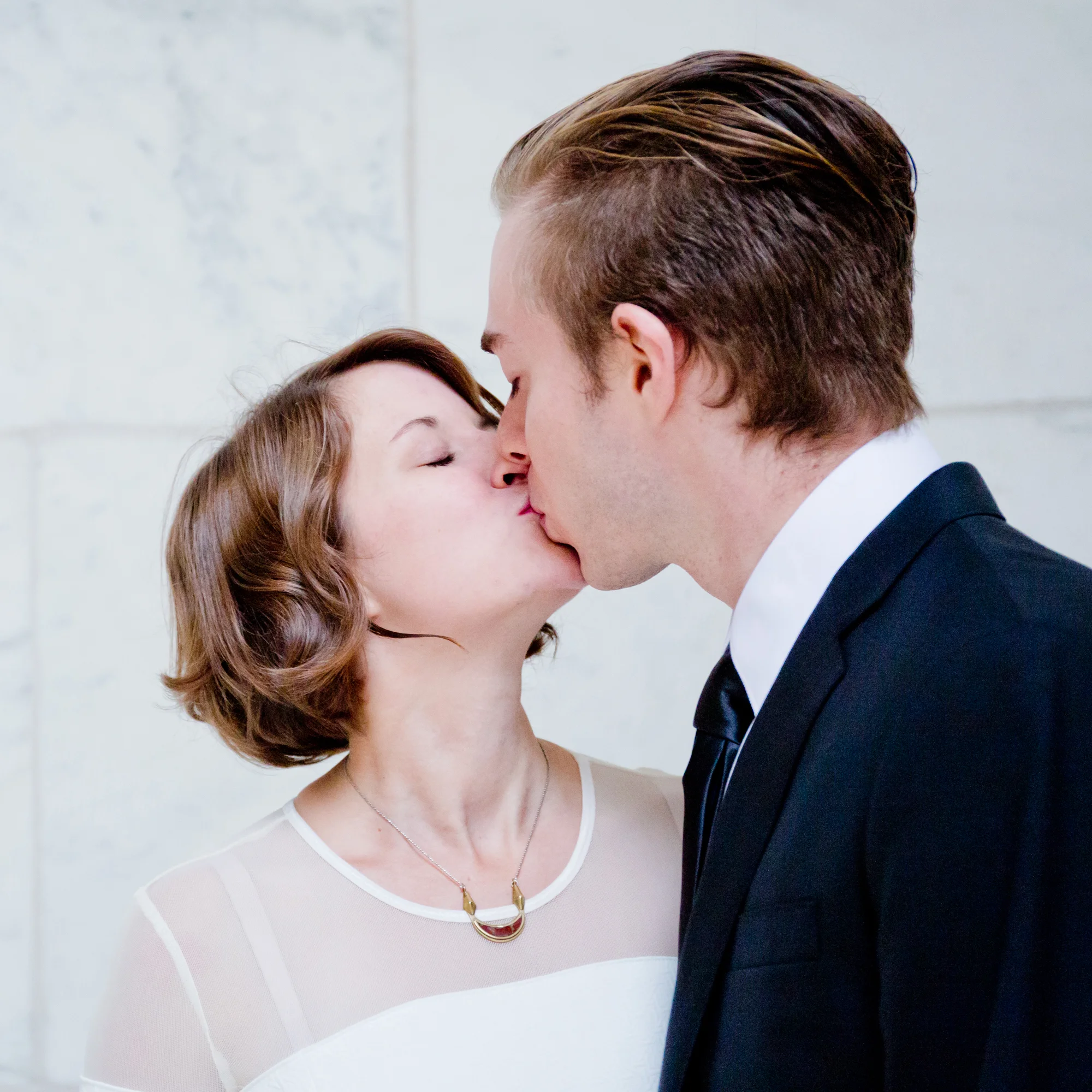 119_CarlyGaebe_SteadfastStudio_WeddingPhotography_NewYorkCity_Manhattan_BryantPark_PublicLibrary_Bride_Groom_Architecture.jpg