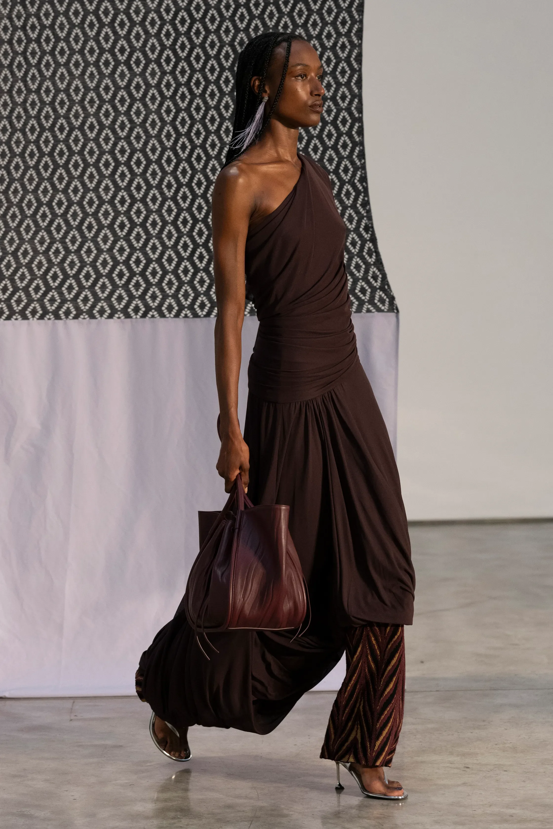 00002-proenza-schouler-spring-2026-ready-to-wear-credit-brand.webp
