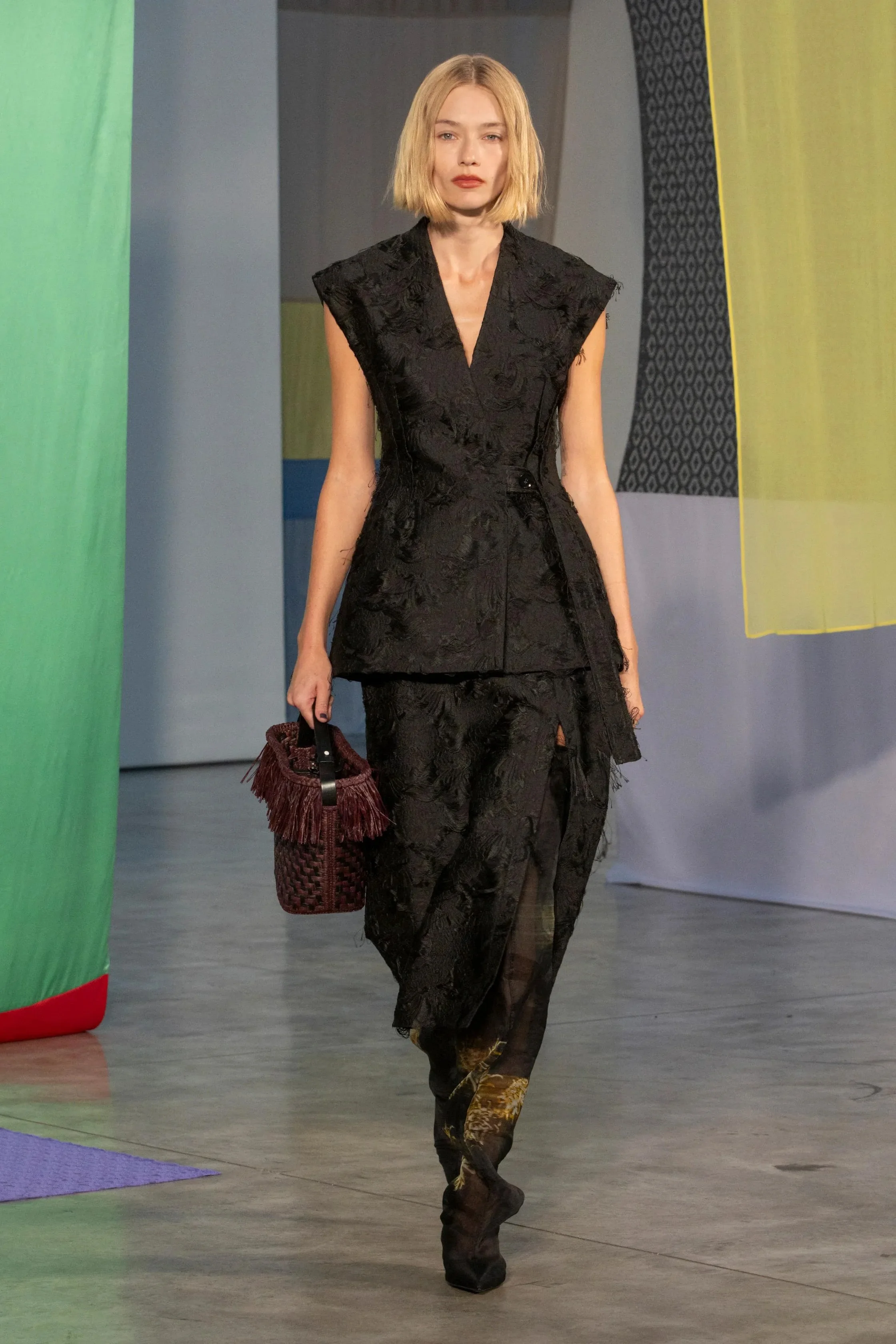 00009-proenza-schouler-spring-2026-ready-to-wear-credit-brand.jpeg