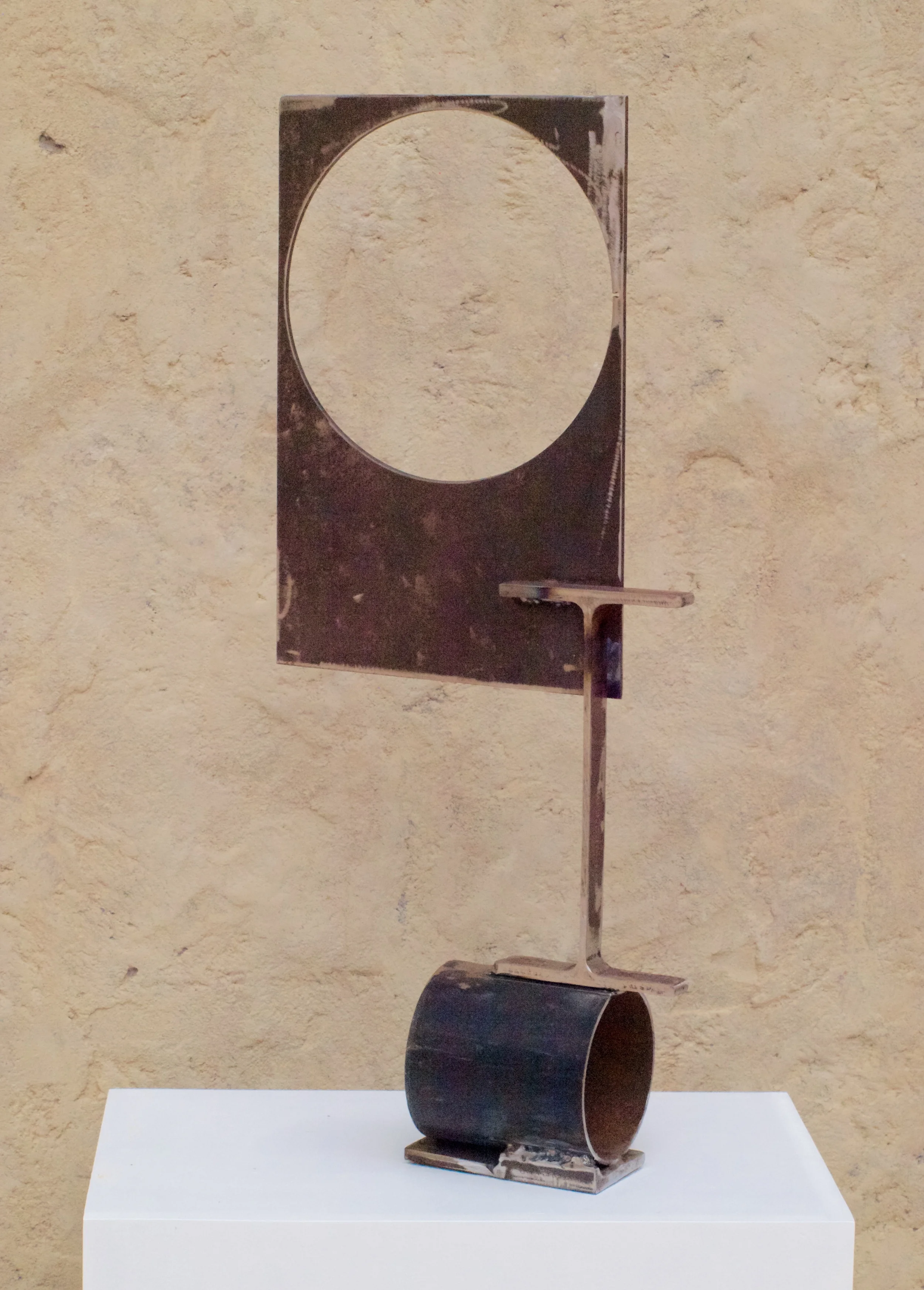 Hole
