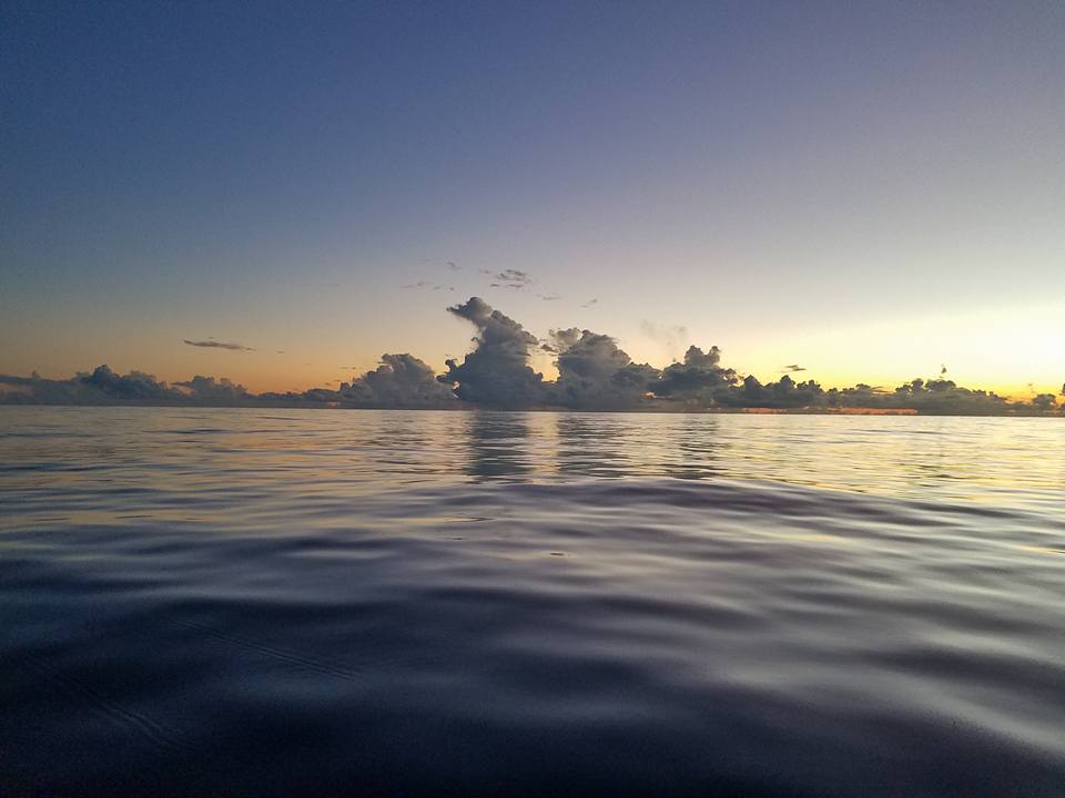 Suknrise in the doldrums