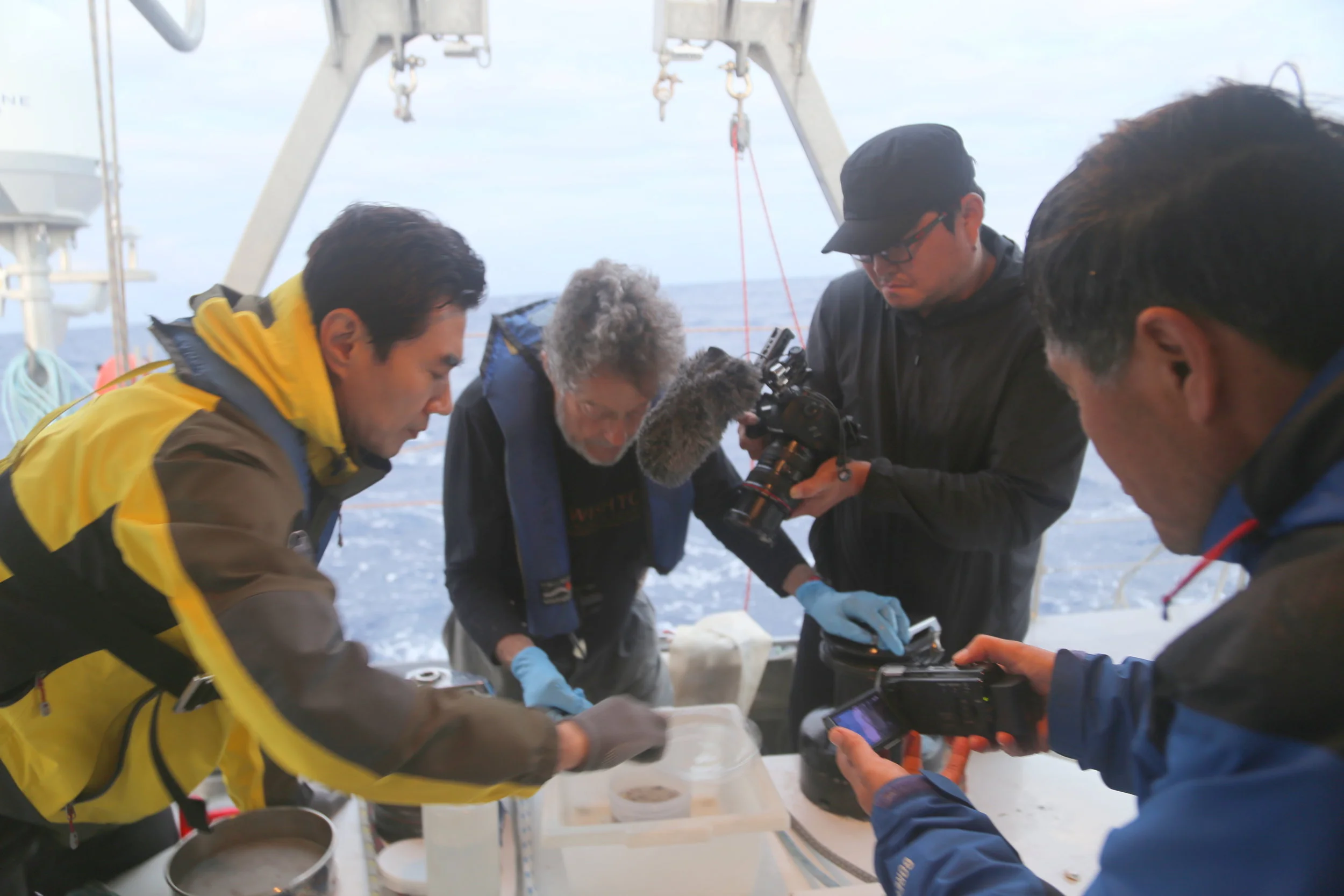 korean broadcasting system documentary team