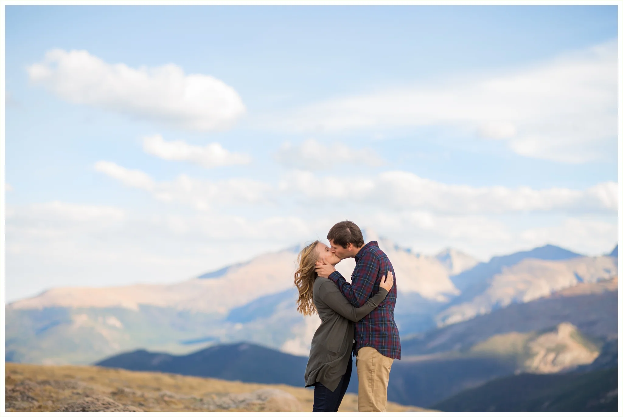 RMNP-engagement-session_0003.jpg