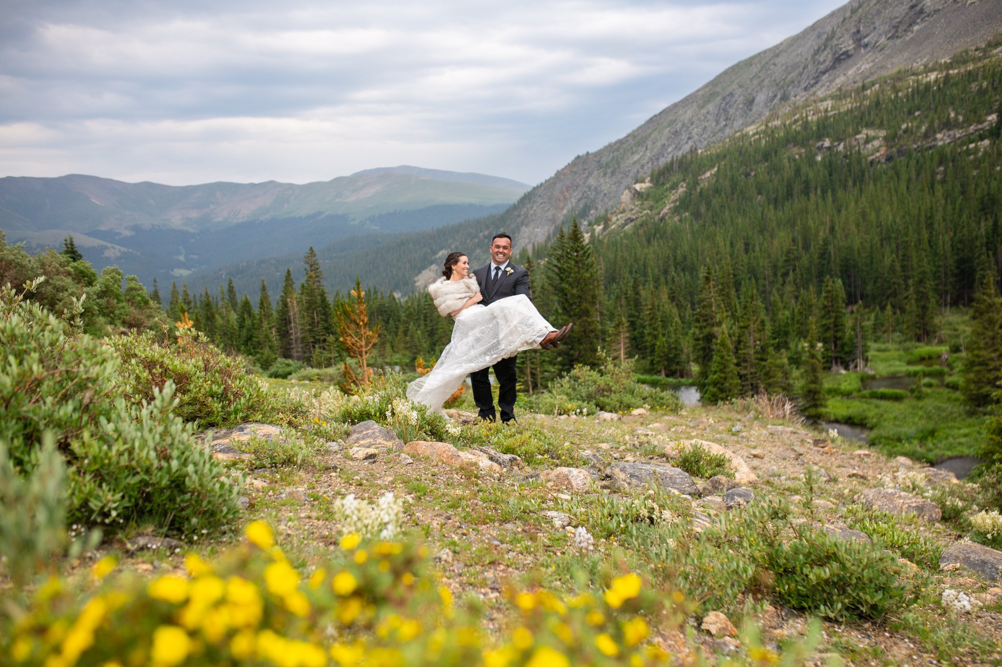 BlueLakesBreckenridgeColoradoElopement1.jpg