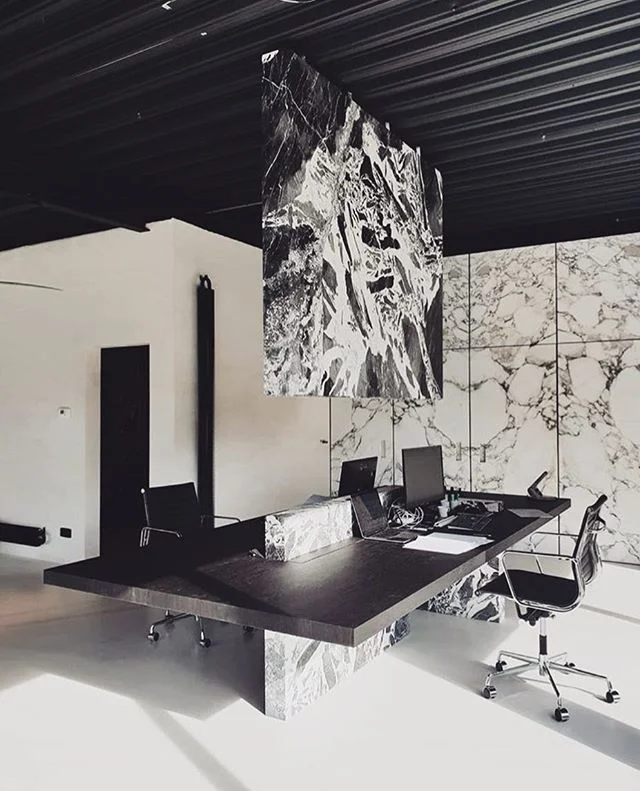 Designed by @vandervelpen Marble work by @il_granito
#interiordesign #interior #officedesign #contractor #vancouverestimates