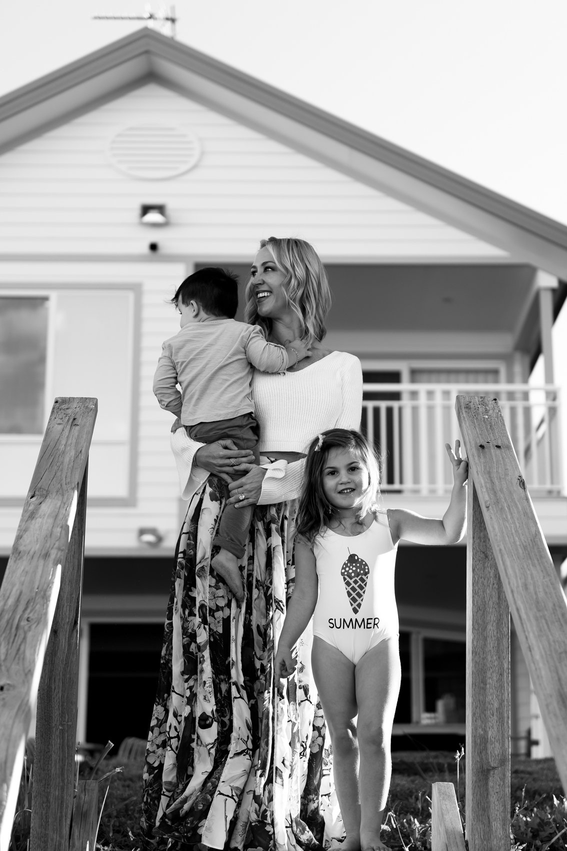 ARLINGTONLANE-PHOTOGRAPHY-FAMILY-PHOTOSD-BEACH-HOUSE-LOCATION-NATURAL-WOOLGOOLGA