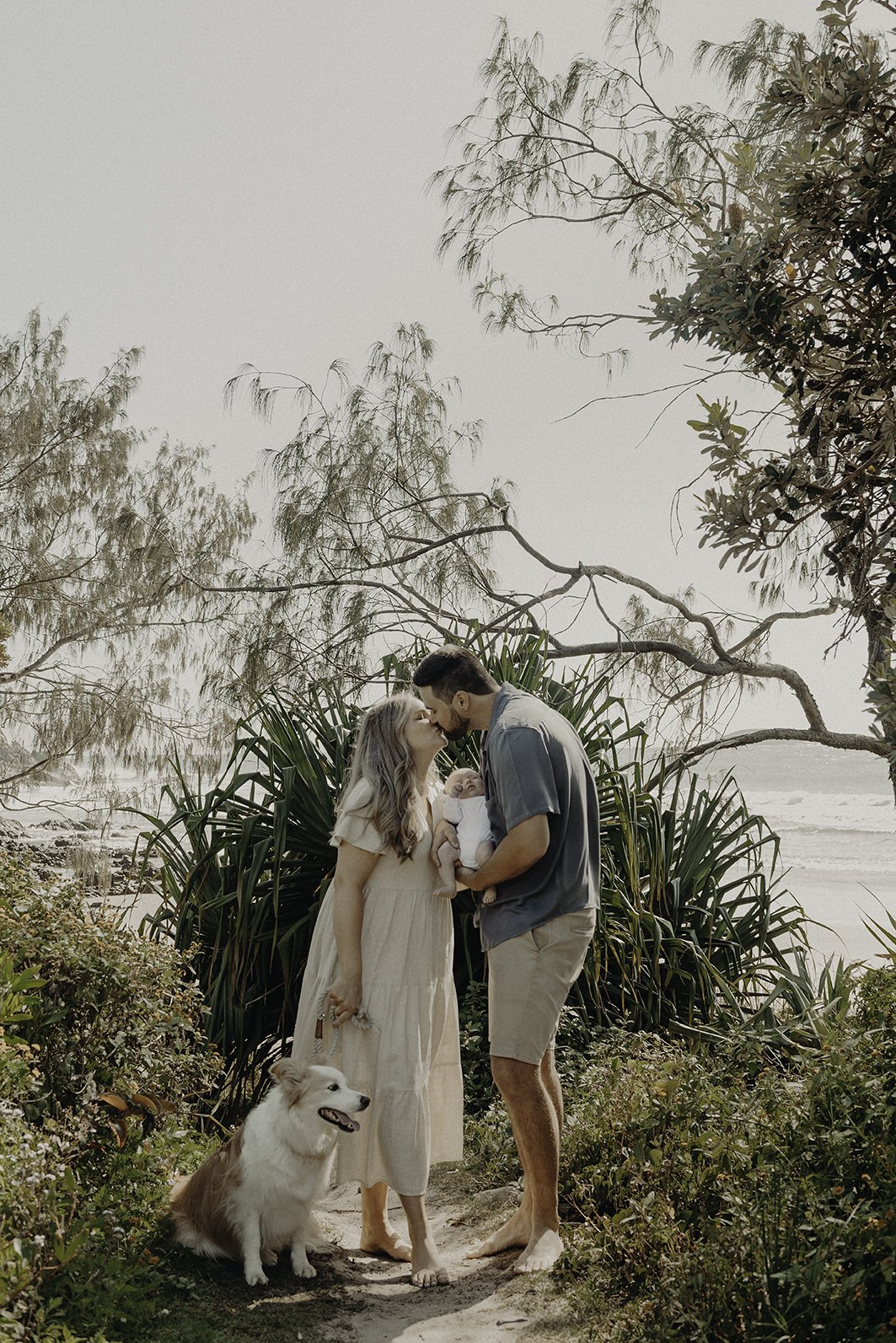 NEWBORN-PHOTOGRAPHER-COFFS-HARBOUR-SAWTELL.jpg