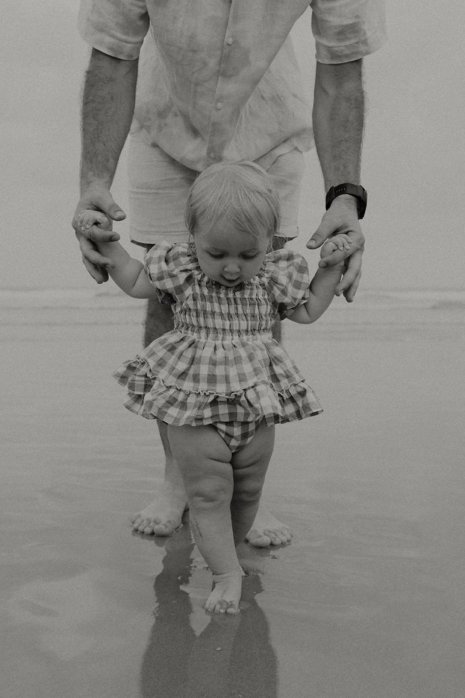 FAMILY-PHOTOGRAPHERS-COFFS-HARBOUR-CANDID-NATURAL.jpg