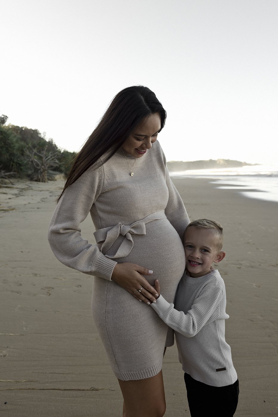 pregnany-maternity-photography-mullaway-beach-coffs-harbour.jpg