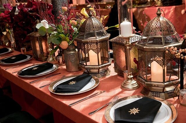 Moroccan Flair for this Engagement Party 🏺
@floralart @thelibertywarehouse @mgindiphoto @foremostramcaterers @pegasusproductions @melissahanan