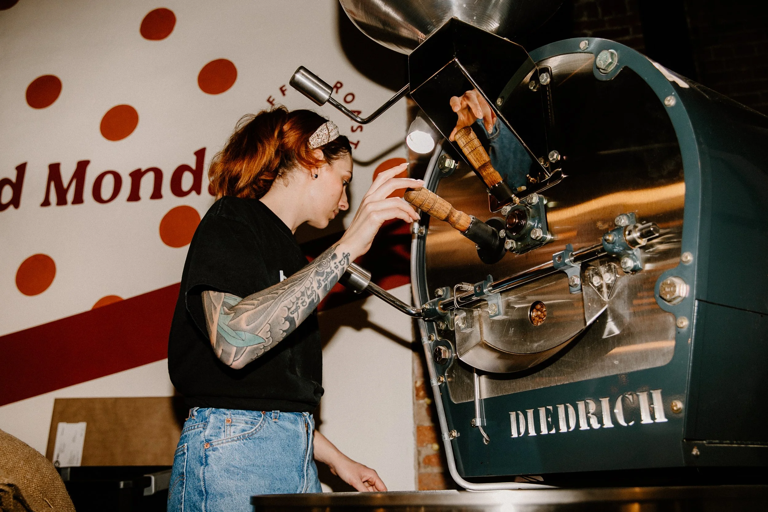 SpringMorrisPhoto_Homestead_GoodMonday_CoffeeRoasting-10-_D2A5504.jpg