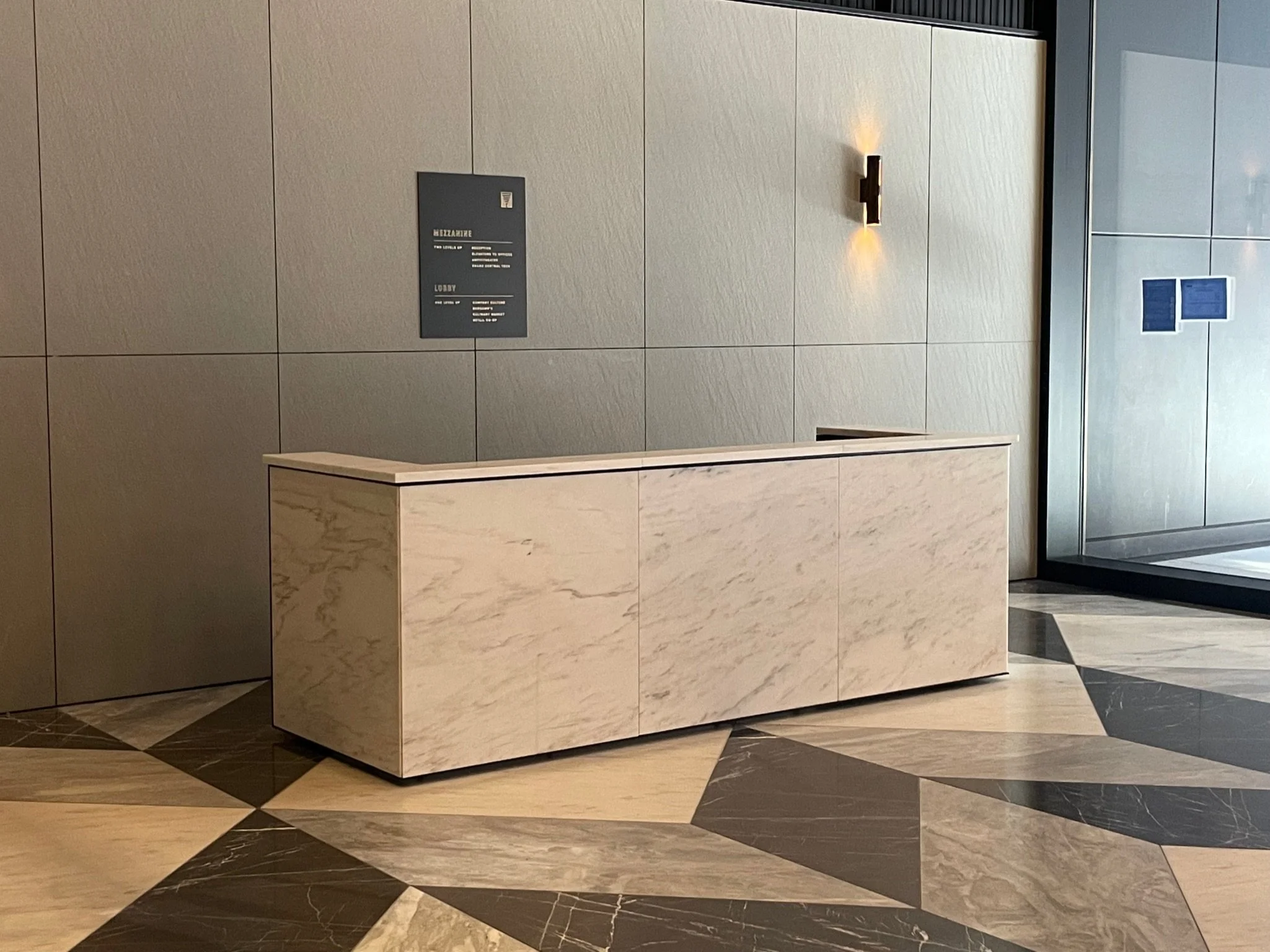 08 22VB Lobby Desk1.JPG