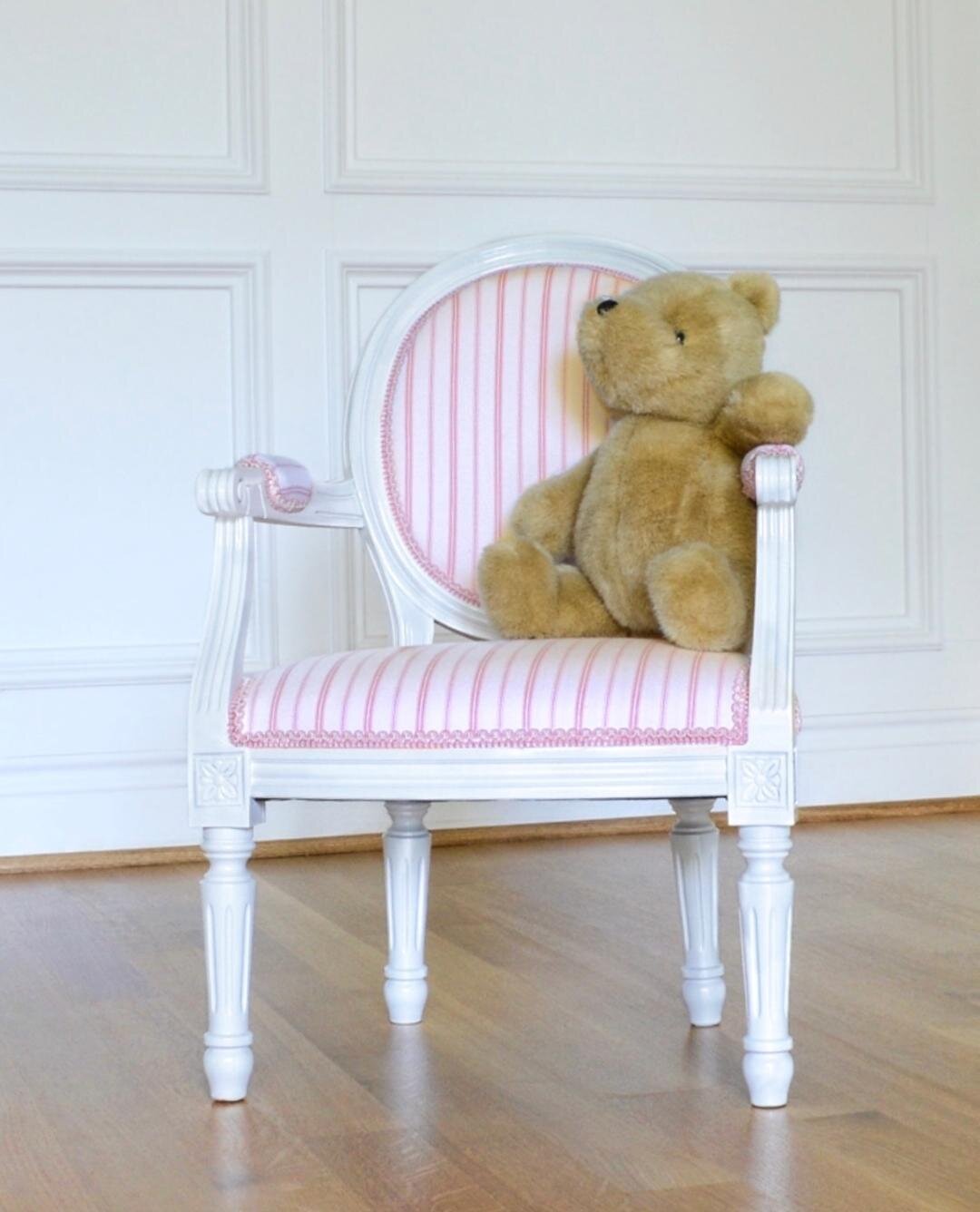 Little Sit chair-teddy.jpg