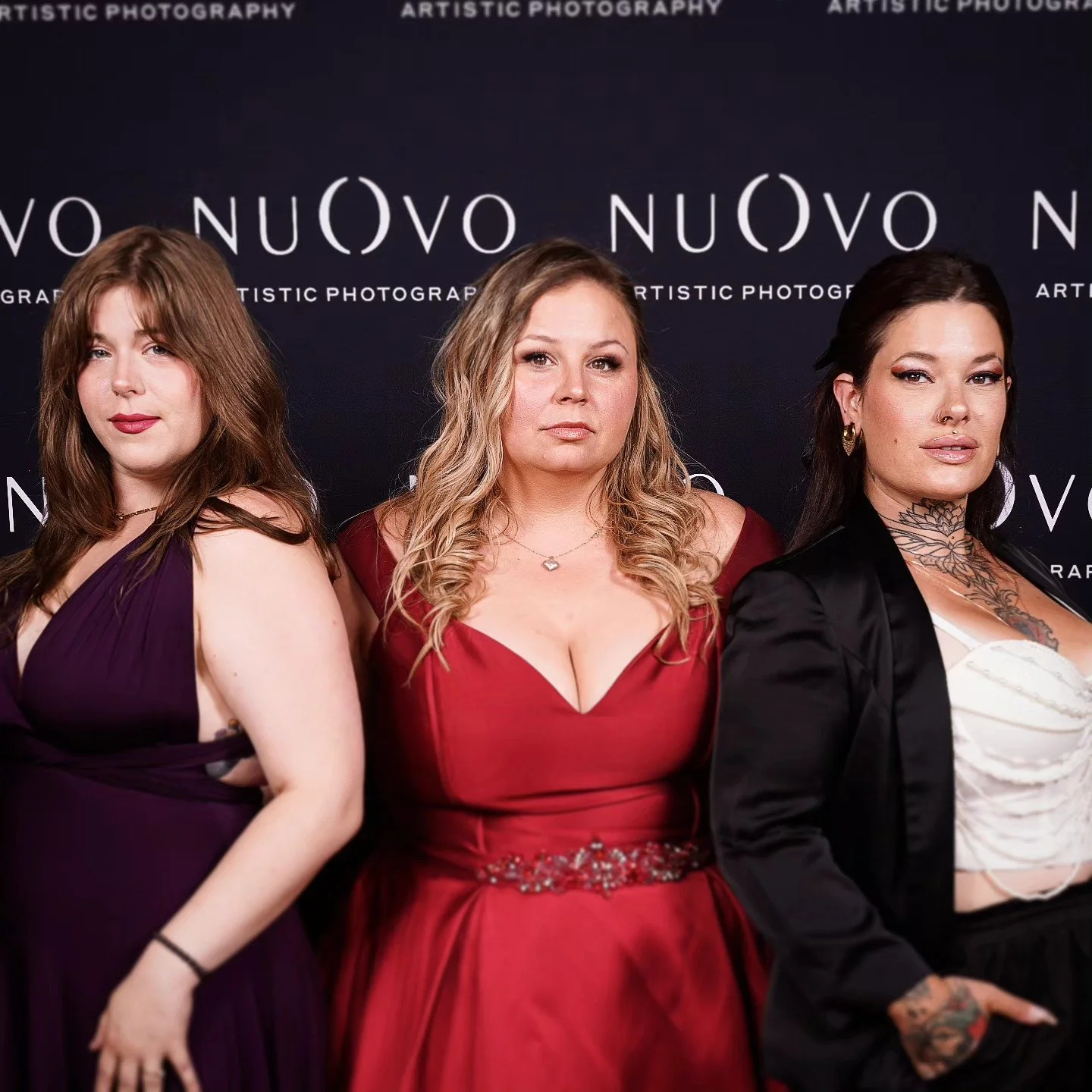 🕊Feeling very Charlie's Angels

*Part of our Ottawa's Nuovo Artistic Photography Studio Team!*📸💄🌹 From our Christmas in July Party🥳 

Reminder to when we hit 1k followers! There'll be a Giveaway soon 💕