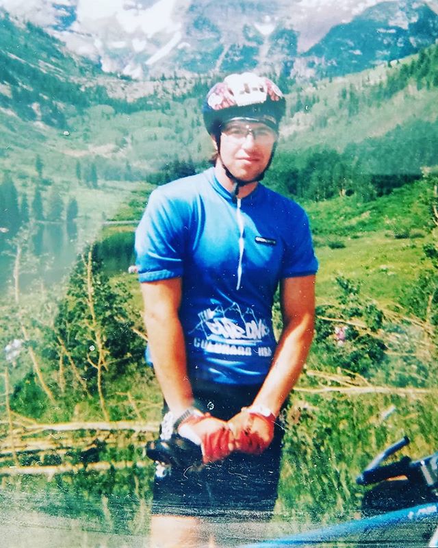 You breathe out you breathe in you breathe out and you're high on your high -flyin cloud.
 Wrapped up in your magic shroud as ecstasy surrounds you

#van
#vantheman #throwback
#colorado #oldschool #high
#coloradohighcountry #granfondowineco #grandcru