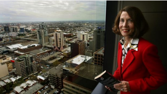 Medibank to dump holdings in fossil fuels over climate change health fears | SMH