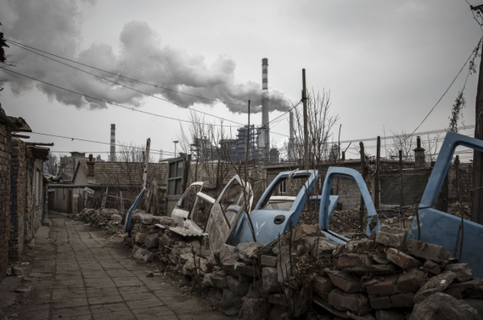 China Is Over Coal, Bored With Oil as It Charts Green Future | Bloomberg