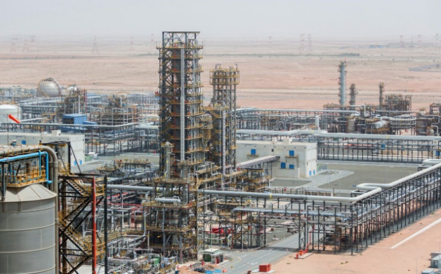 Saudi Aramco bows to 'peak petrol' as oil veterans grapple with climate backlash | The Telegraph