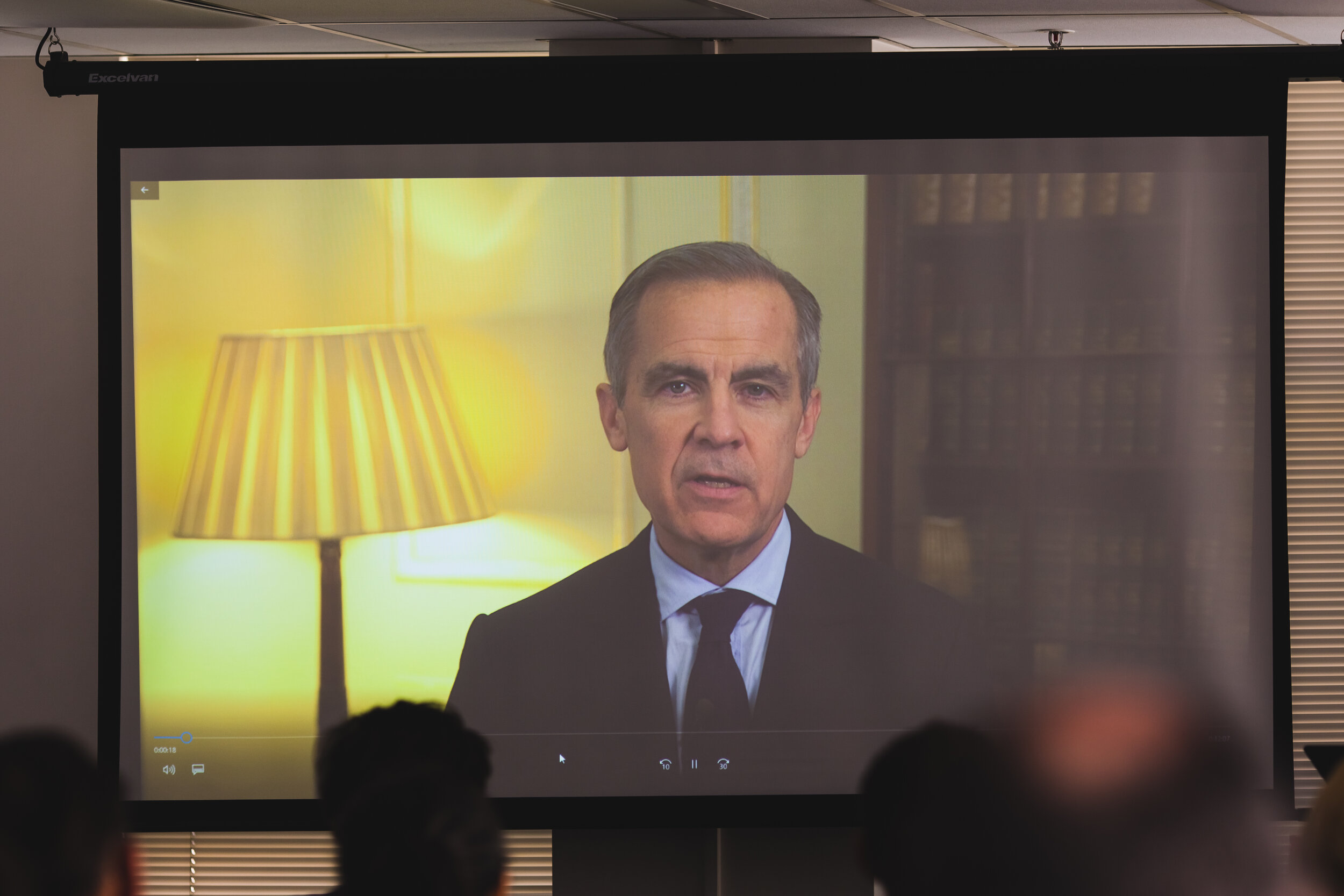  Mark Carney, Governor, Bank of England 