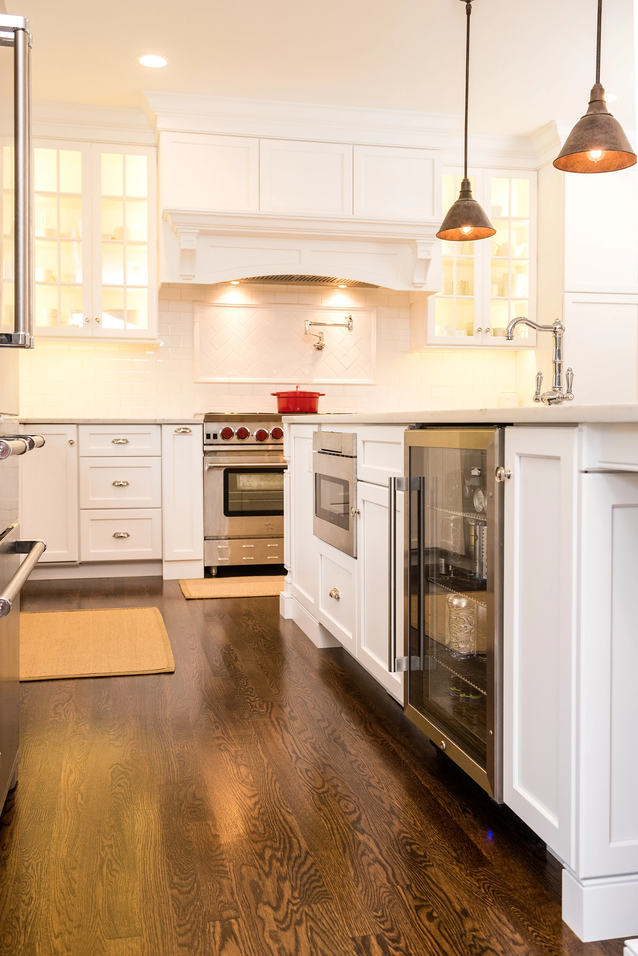 13_Kitchen.jpg