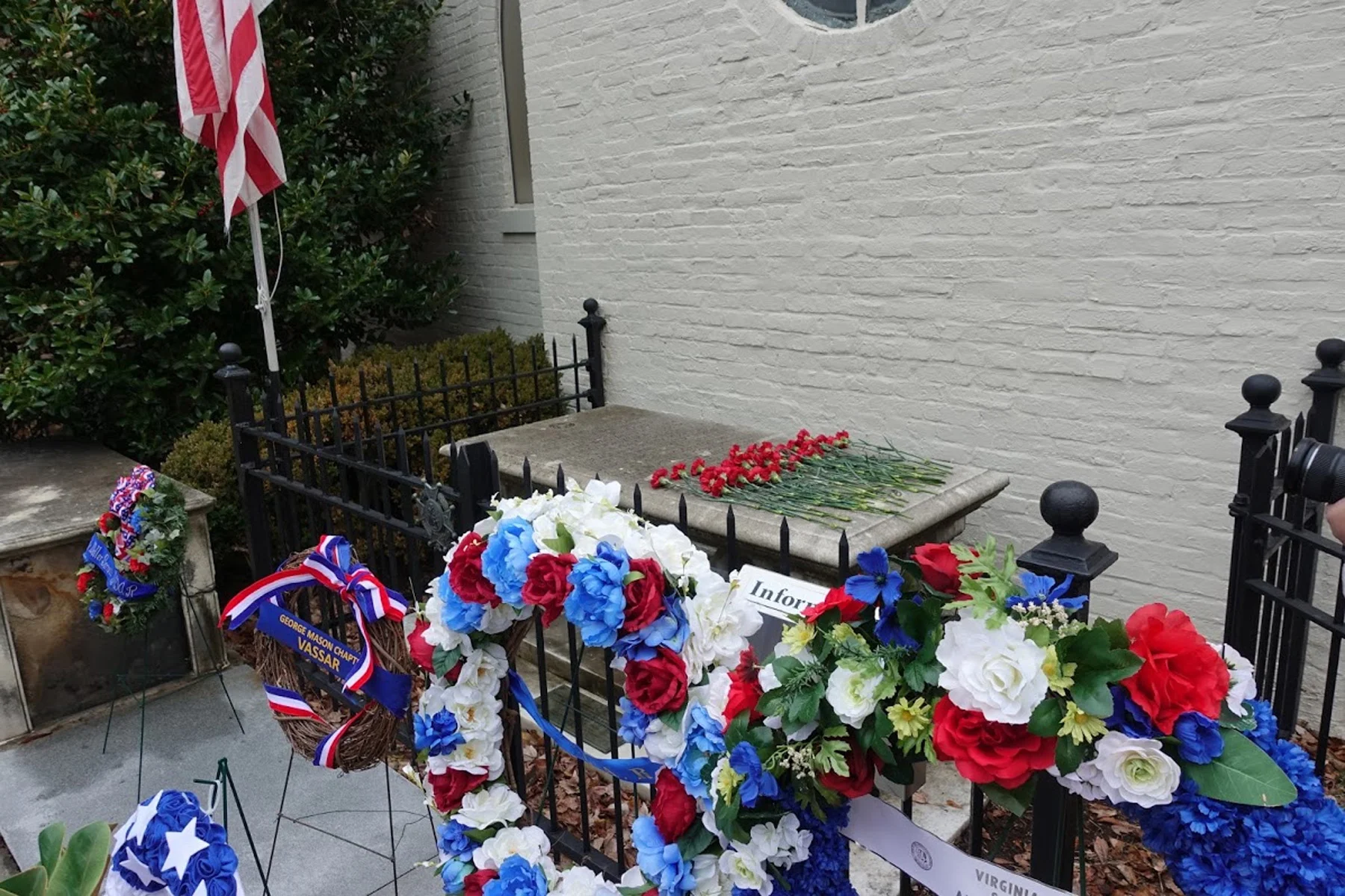 3a_2018 Tomb of the unknown Rev War Soldier.jpg
