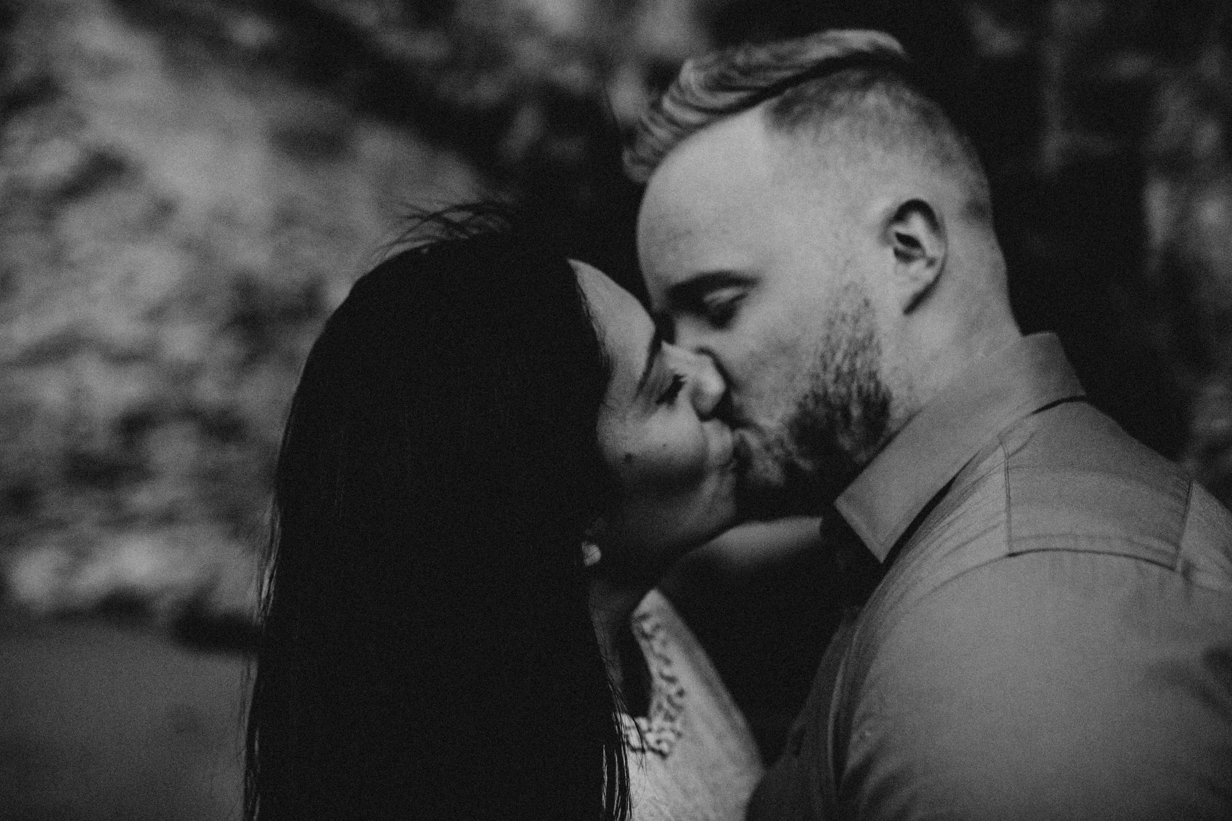 cameron_charmaine_engagement-379.jpg