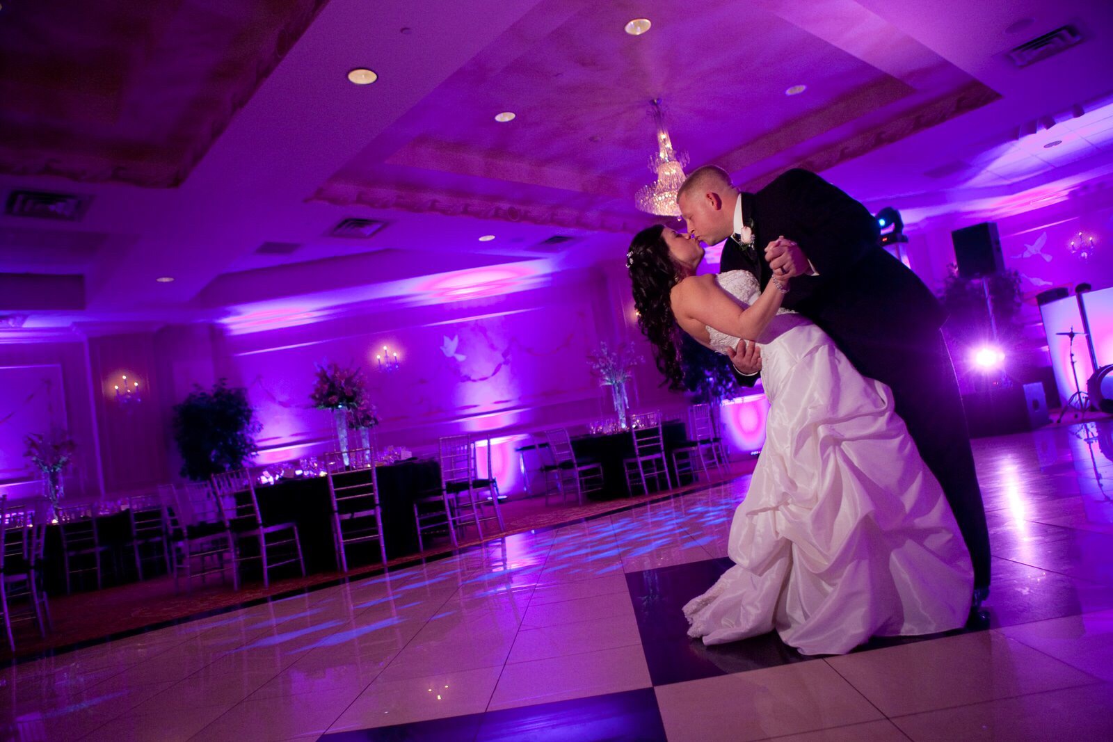 wedding+uplight+rental+lake+geneva.jpg