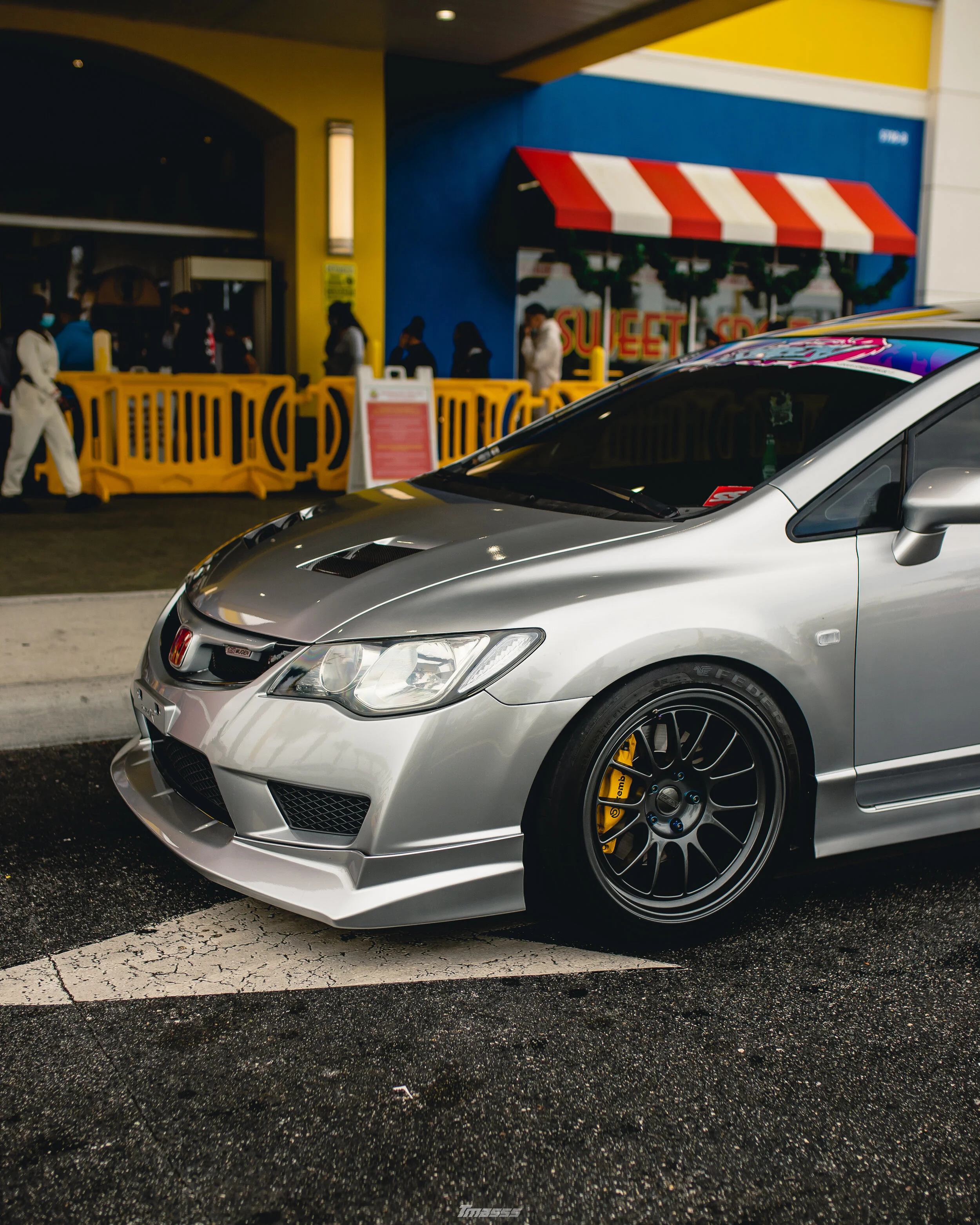 ThatSilverR - Get Low (4 of 6).JPG