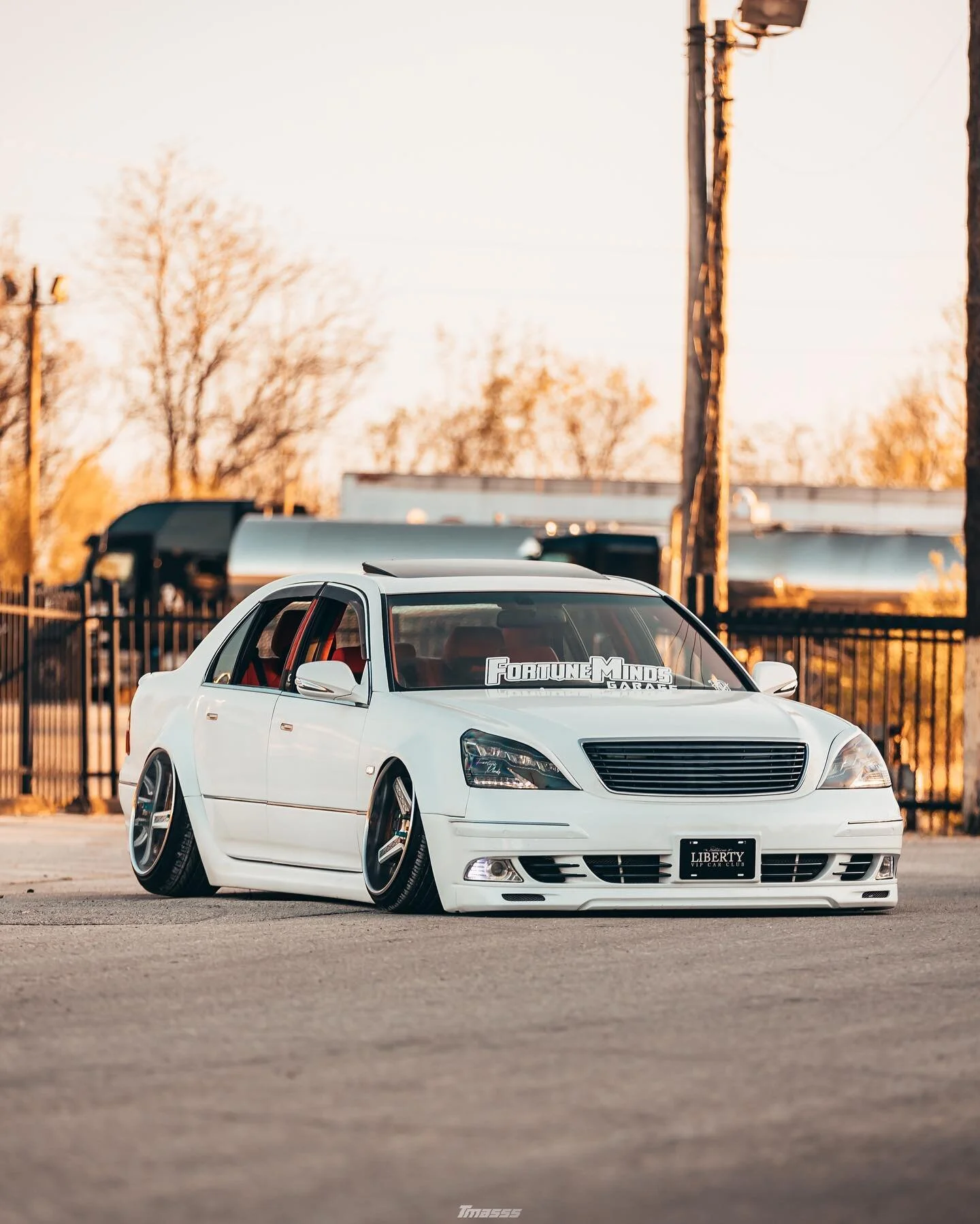 fortuneminds ✊🏻 also wanna wish a happy birthday to @vipce0 
#tmasssphoto
#fortuneminds 
#luxuryabstract 
#libertyvip