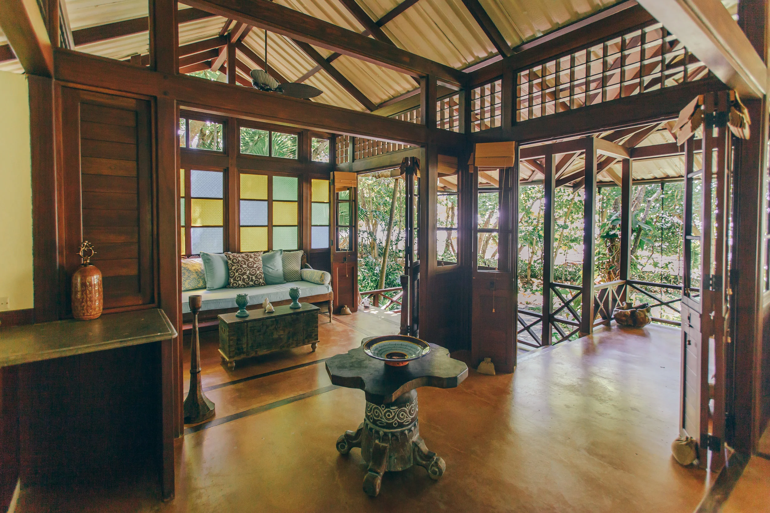 Colorful art and Balinese style architecture in the spacious Master Suites