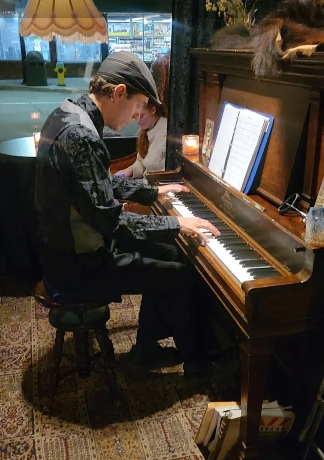 glen+plays+piano+2.jpg