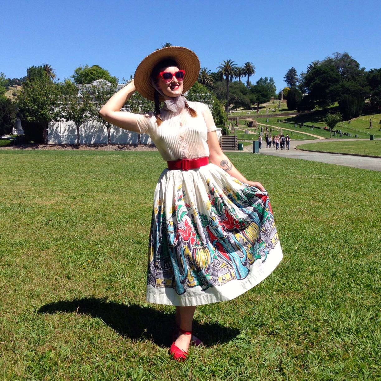 Allyson shows off her ensemble