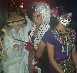  Winners of the costume contest: 1st Place - Christian Suharlim (middle) 2nd Place - Goretty Oviedo (right) 3rd Place - Elisa Ghelfi (left)