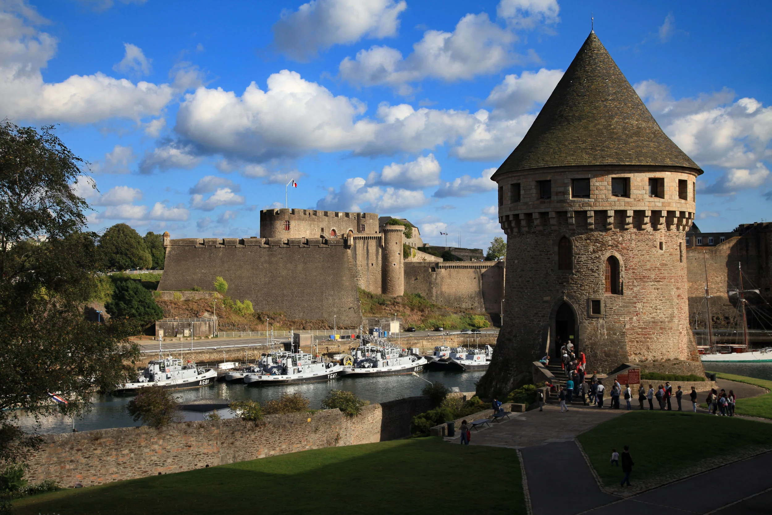 Tanguy Tower & castle protecting harbour entrance