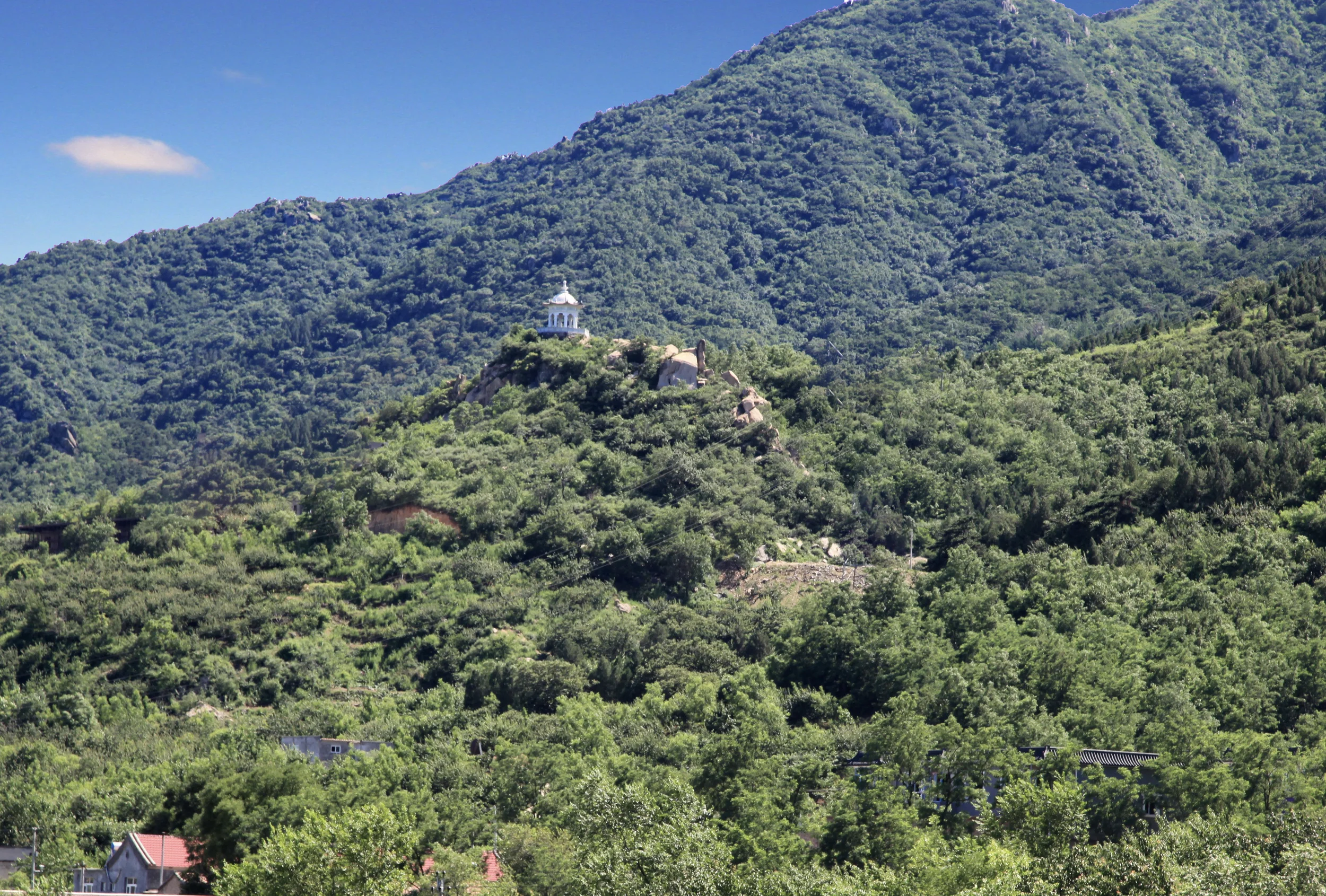 The pavilion built to commemorate Saint-John Perse; the Daoist monastery was in the valley just behind it.
