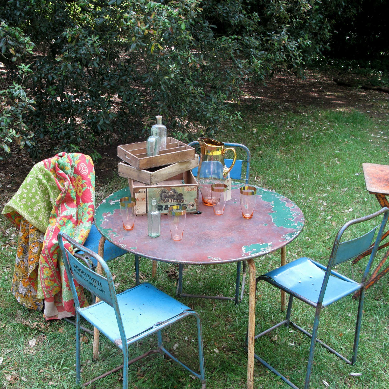 Round table set up 2.jpg