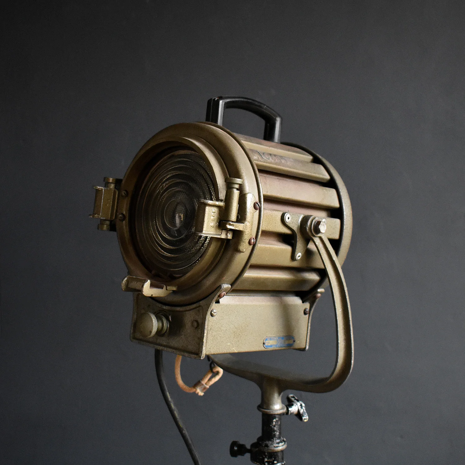 Lot 3 Projecteurs Mole-Richardson Molepar – Années 1950 – Studio Photo Vintage – 500W