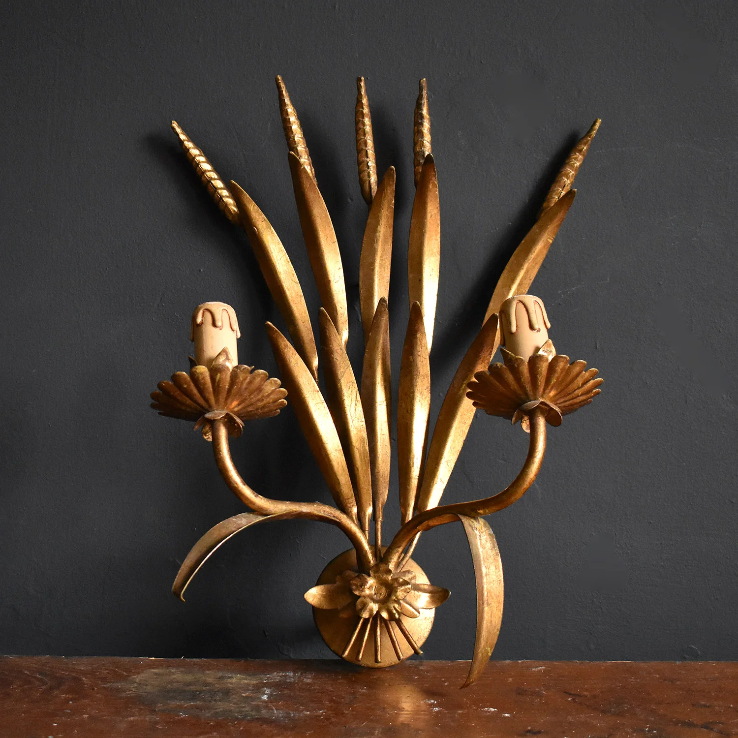 Gilt Toleware Wheatsheaf Wall Light 