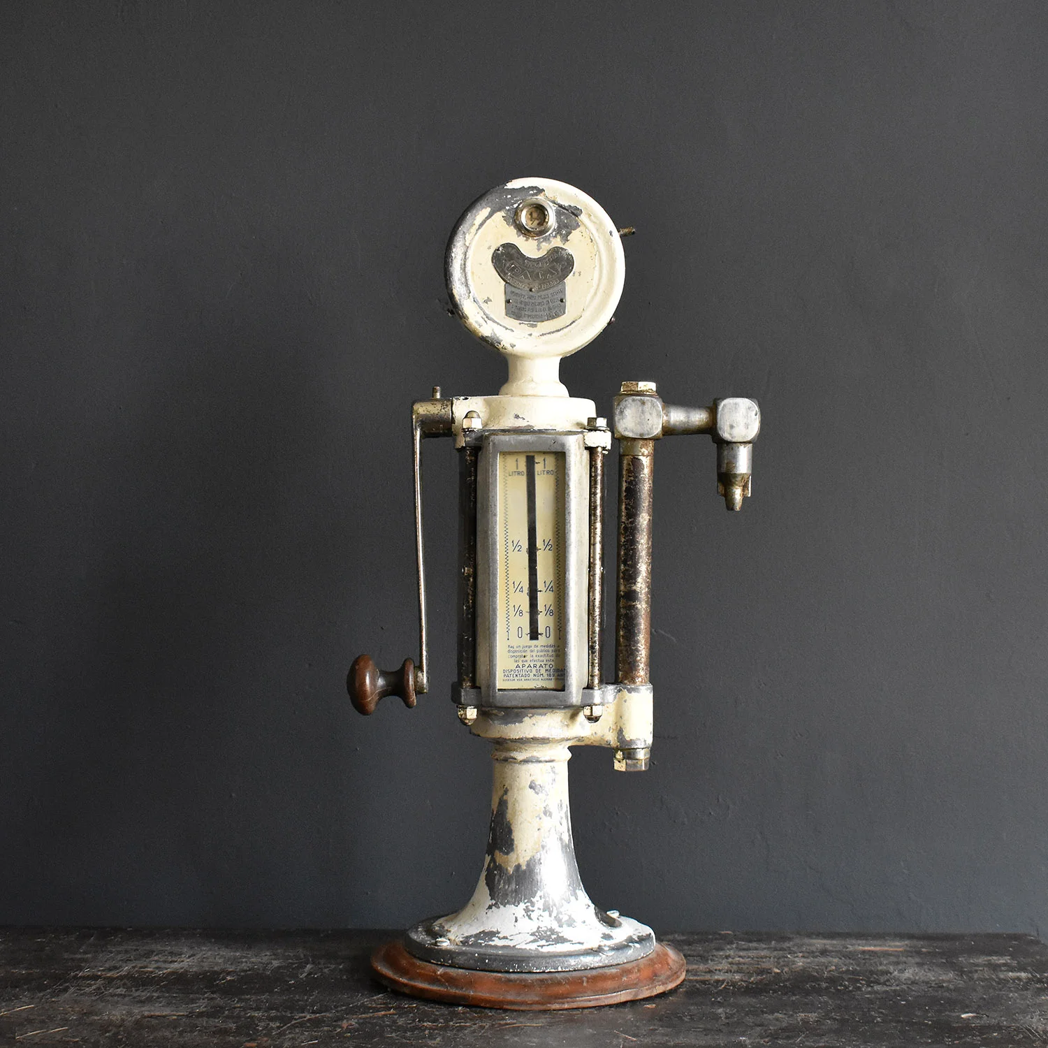 Spanish ‘Paca’ Olive Oil Pump Dispenser, 1940s 