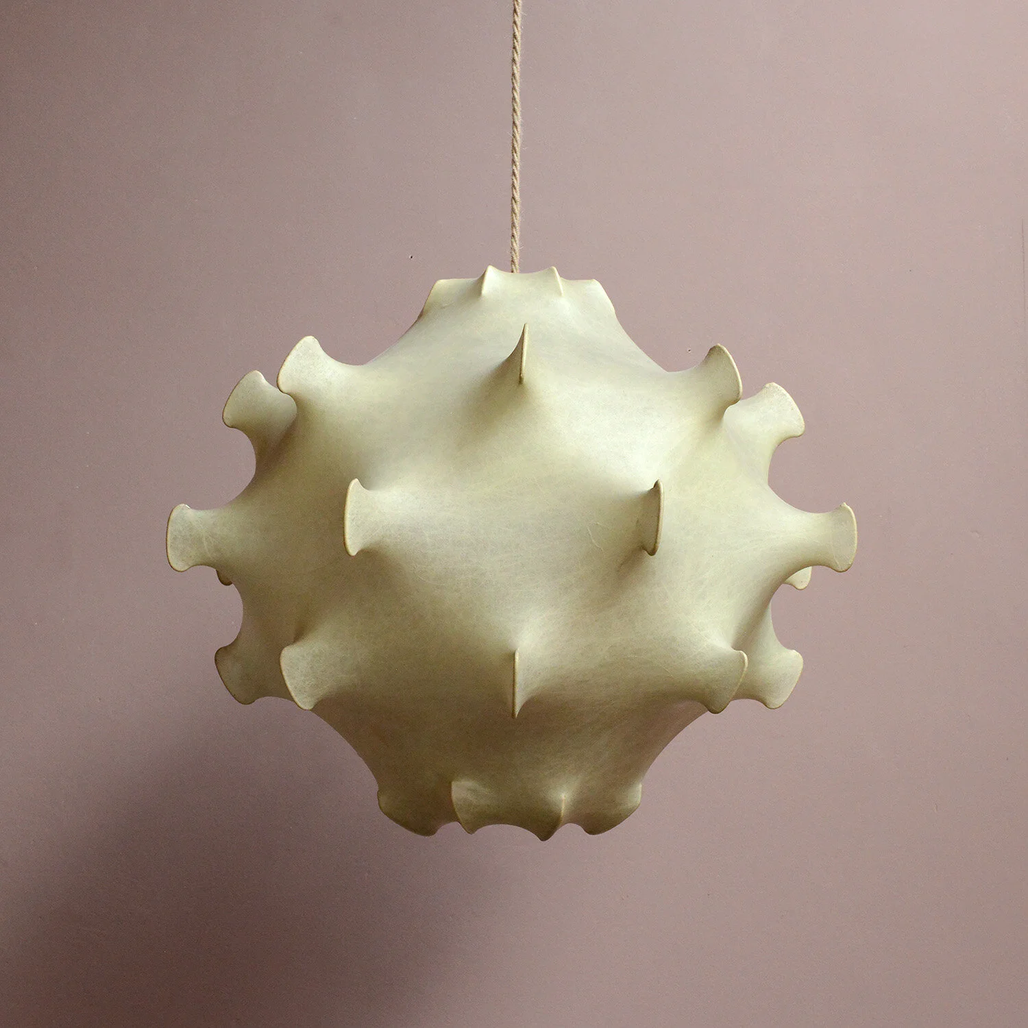 Cocoon-Taraxacum-Pendant-Achille-Pier-Giacomo-Castiglioni-Flos-hutt-decor-5