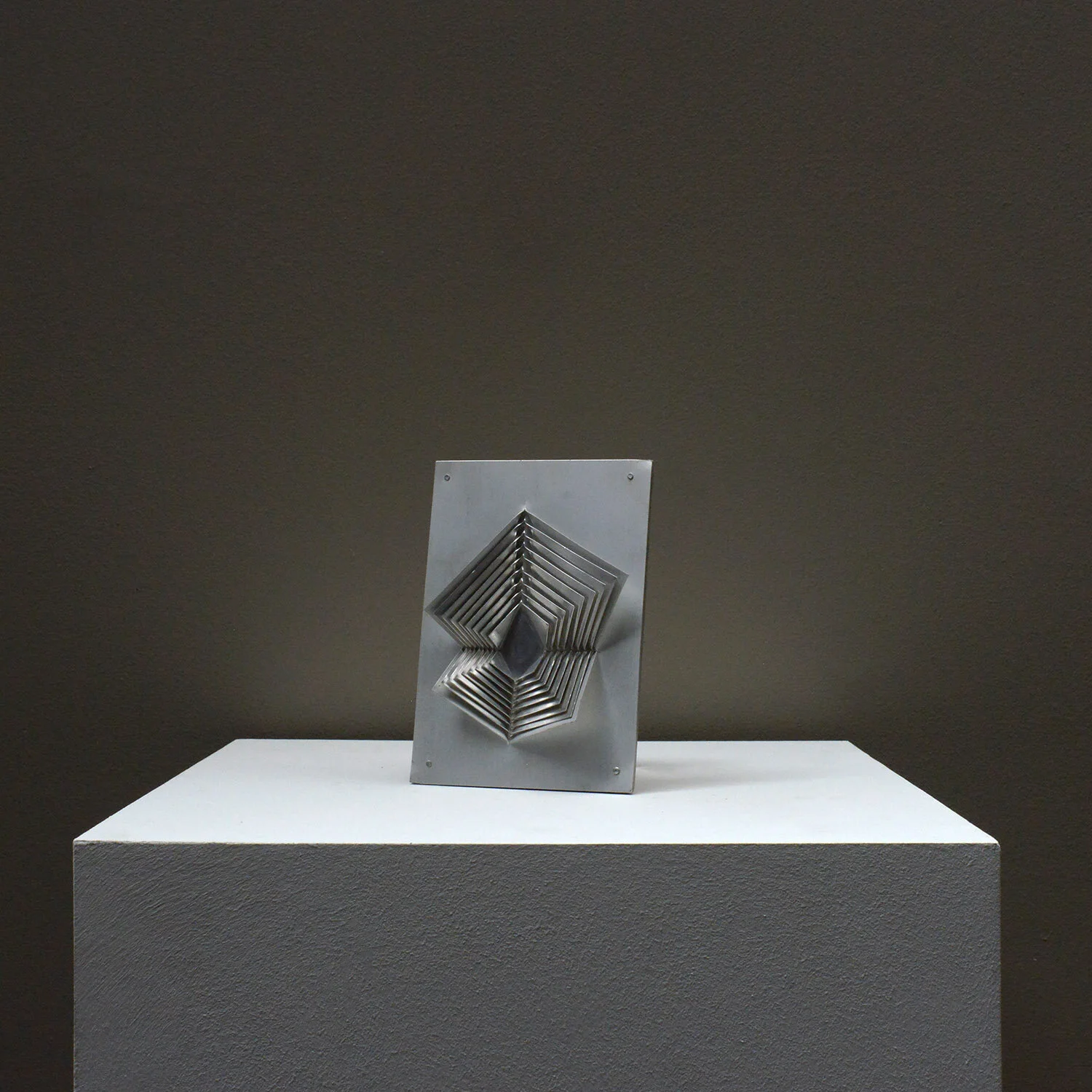 arne-jones-blossom-aluminium-sculpture-1970s-hutt-decor
