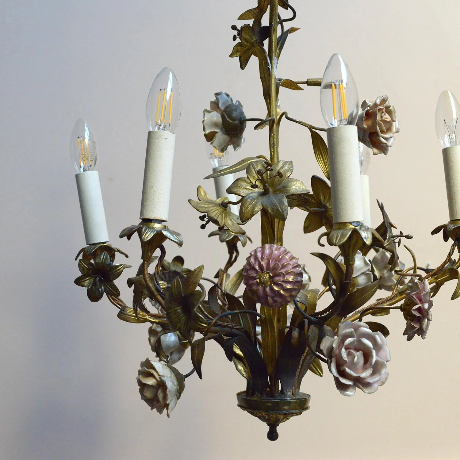 antique-19th-century-french-bronze-porcelain-flower-chandelier-hutt-decor (Copy)