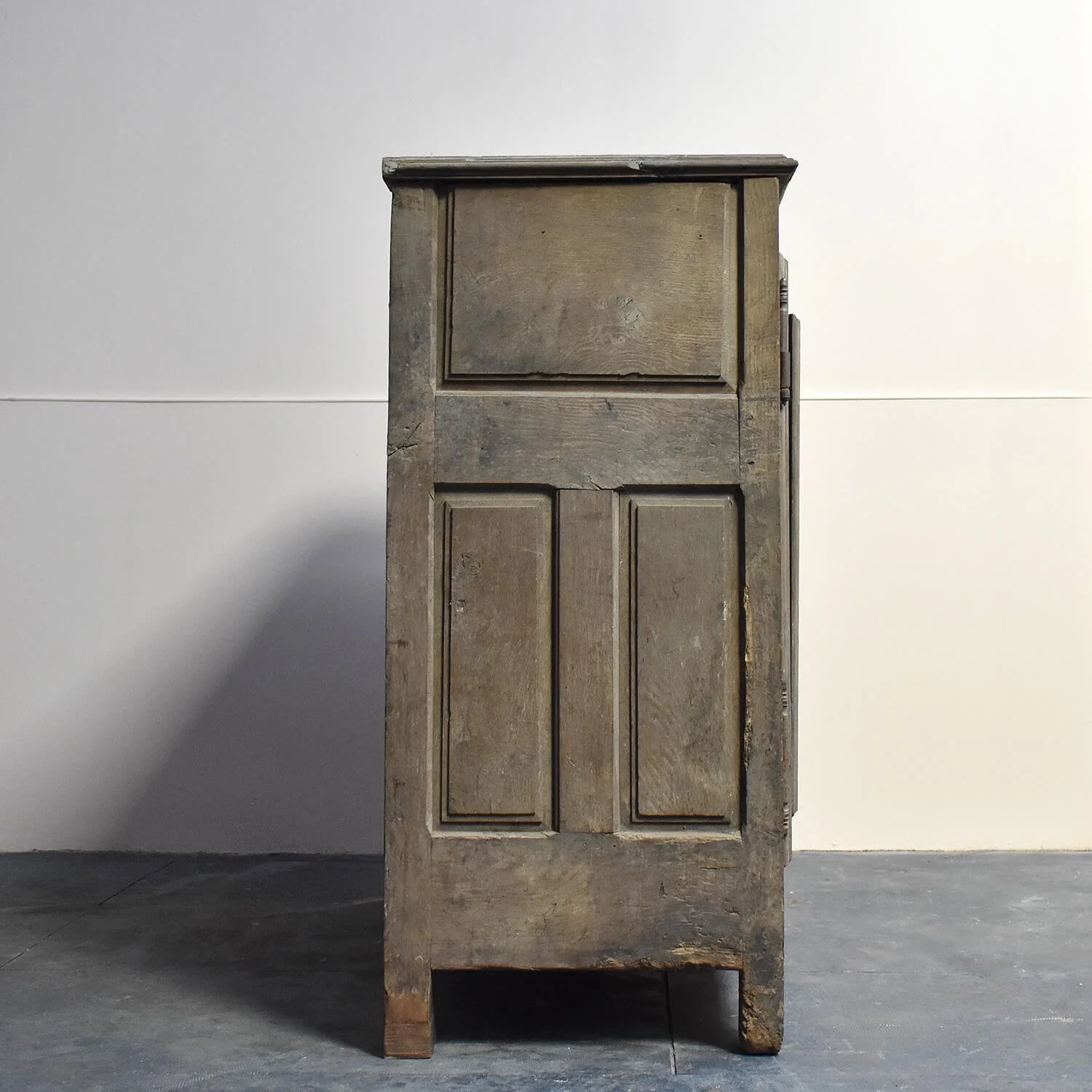 left side 18th Century Bleached Oak Cupboard hutt decor