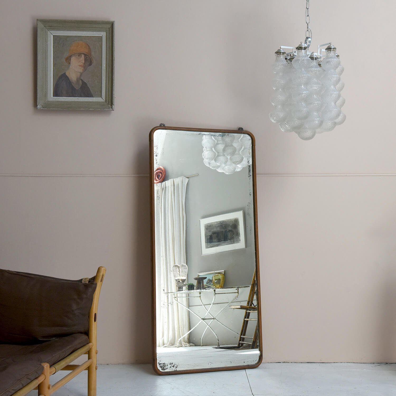 murano light Large Curved Mahogany Mirror with Foxed Plate hutt decor