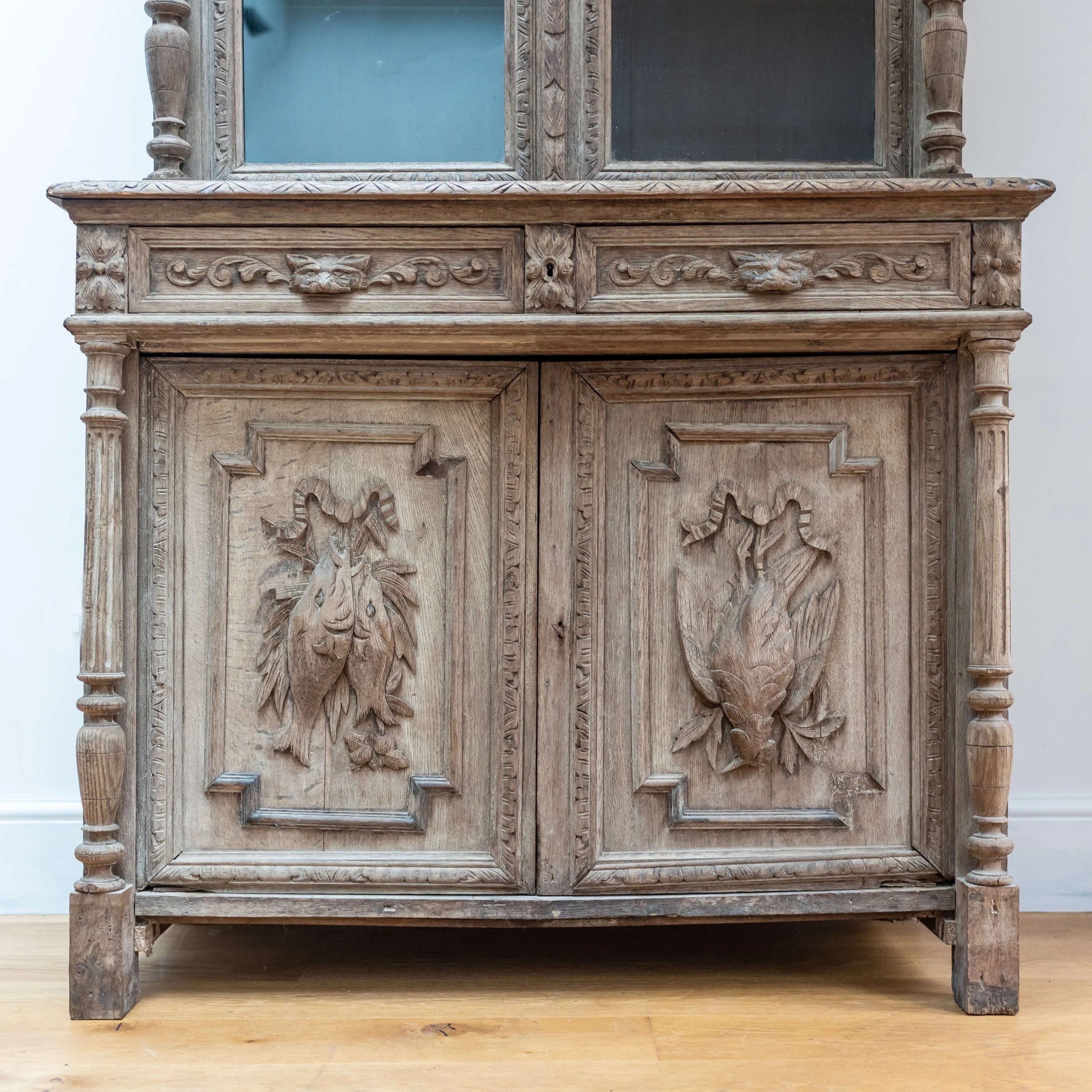 carvings 19th Century antique Oak Hunting Cabinet hutt decor