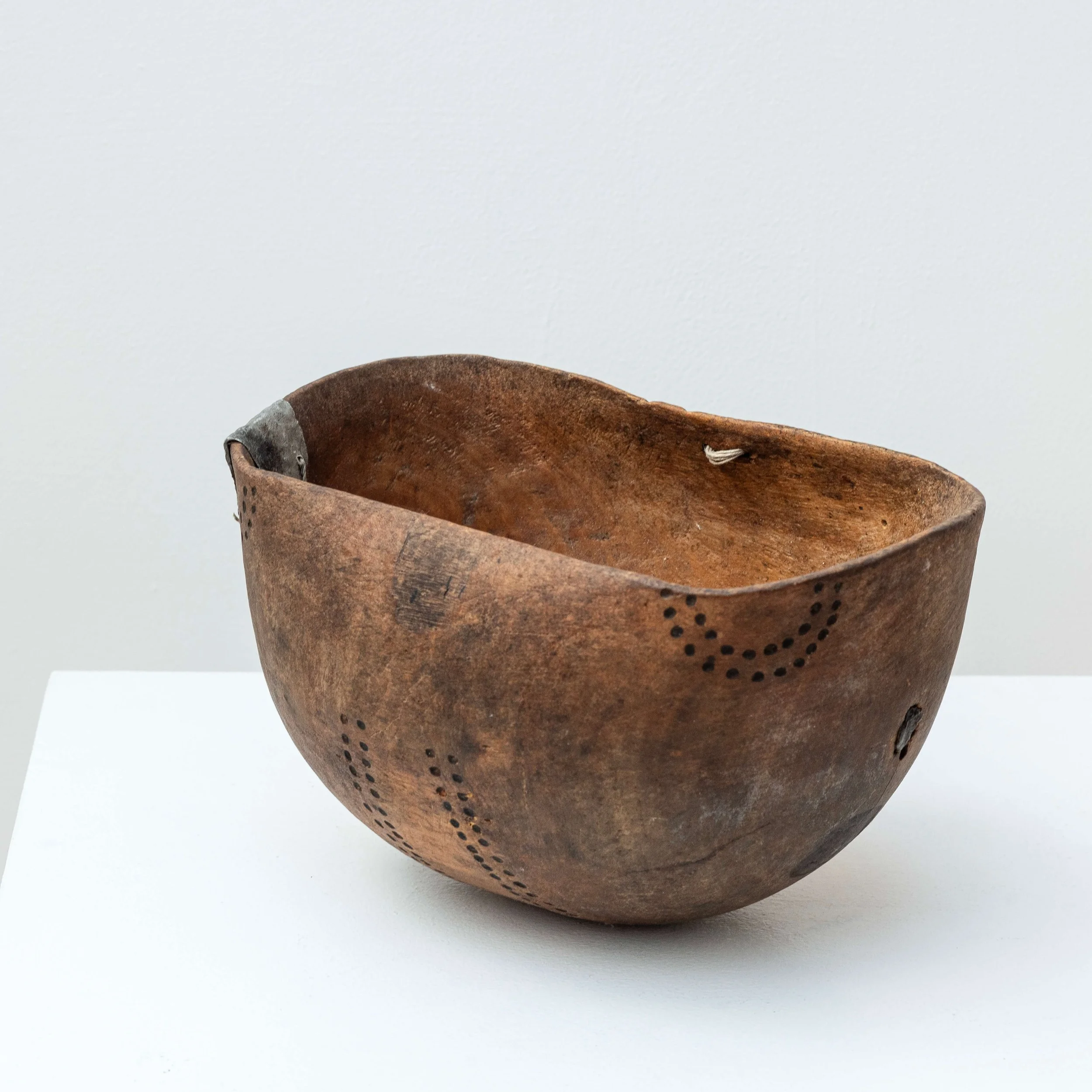 detail Hand Carved Wooden African Turkana Bowl hutt decor